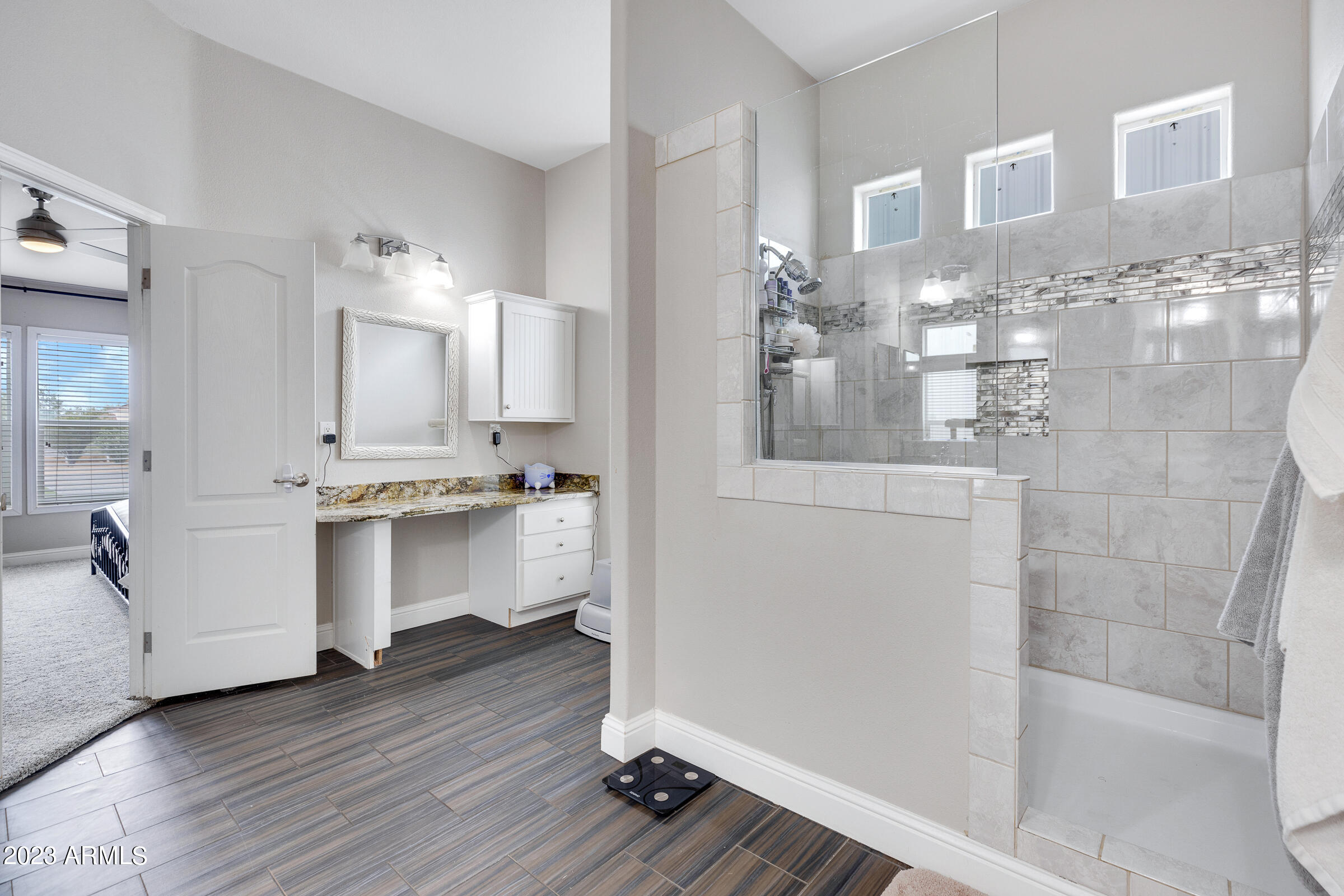 9228 W DOVE ROOST Road