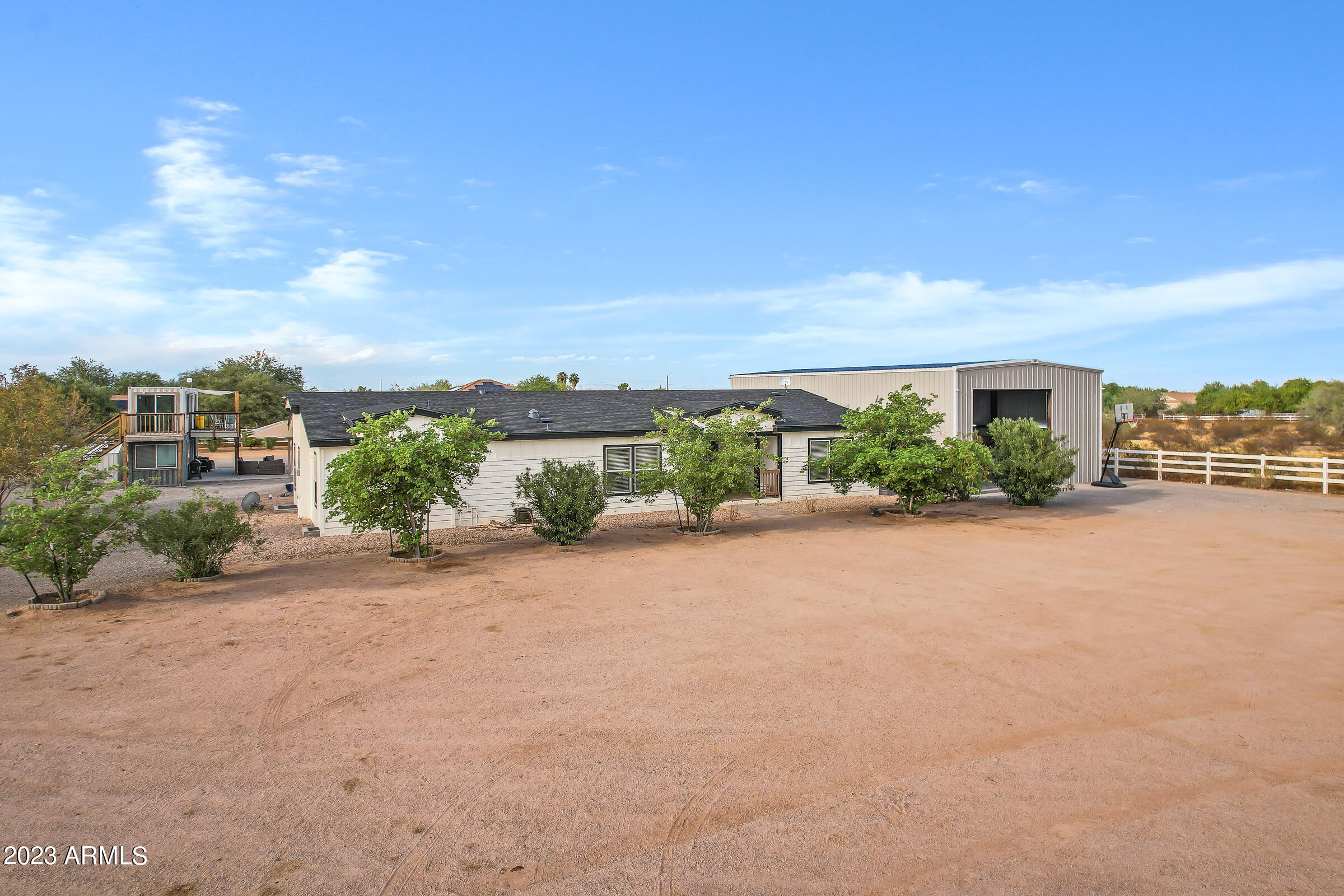 9228 W DOVE ROOST Road