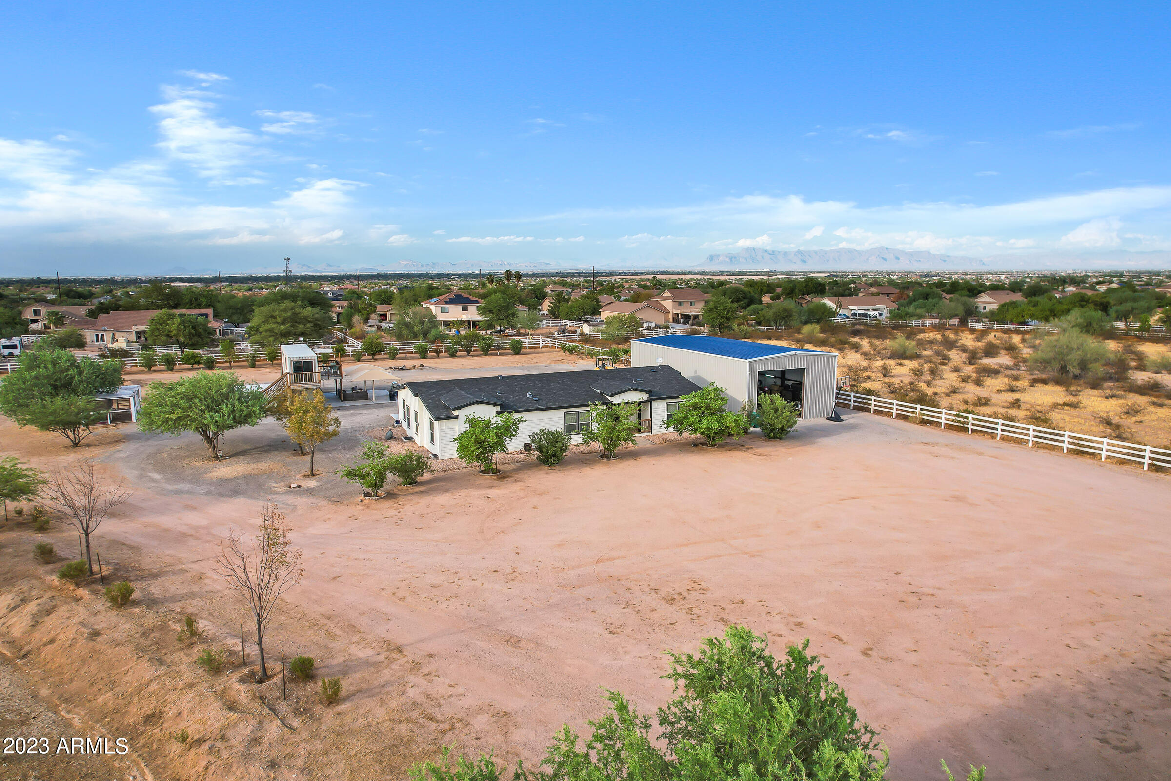 9228 W DOVE ROOST Road