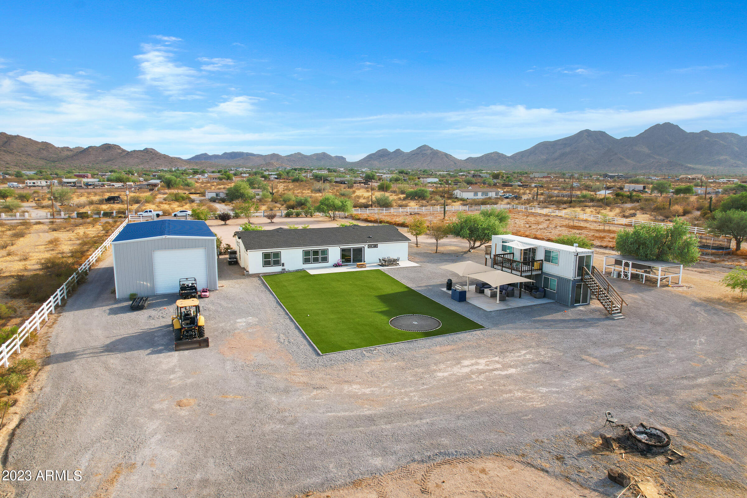 9228 W DOVE ROOST Road