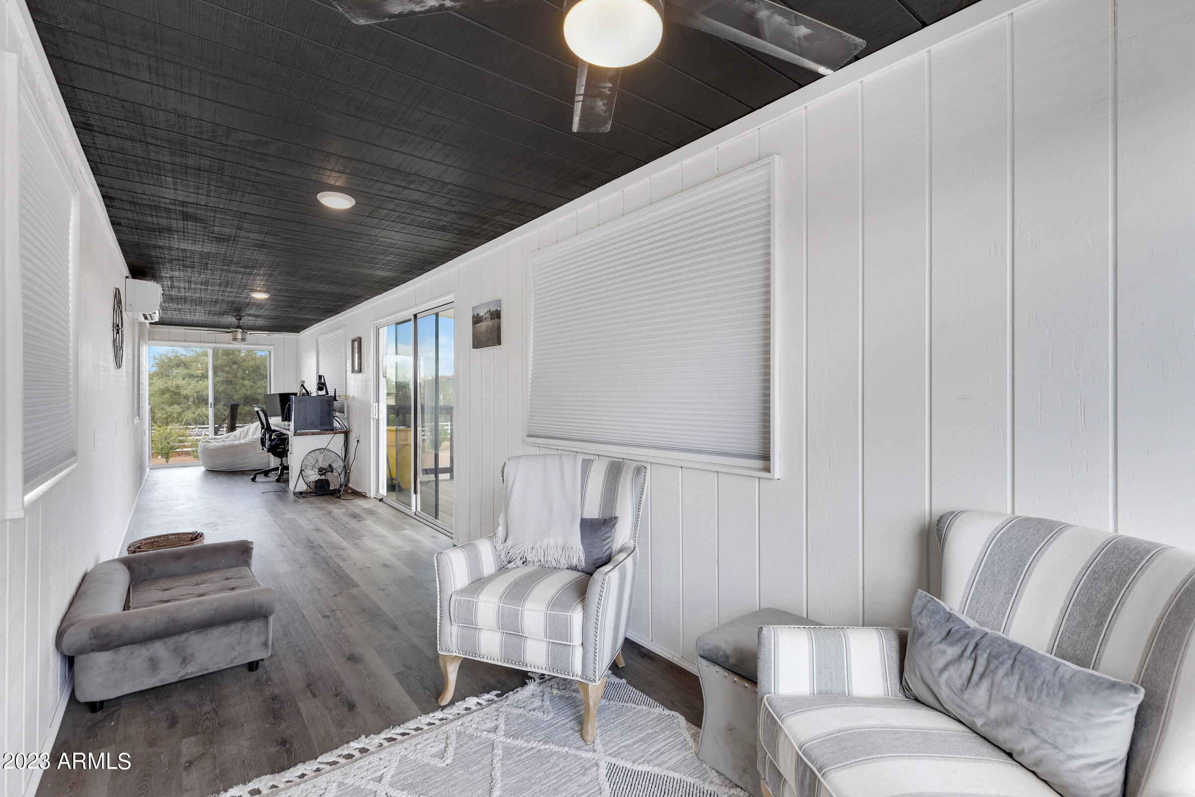 9228 W DOVE ROOST Road