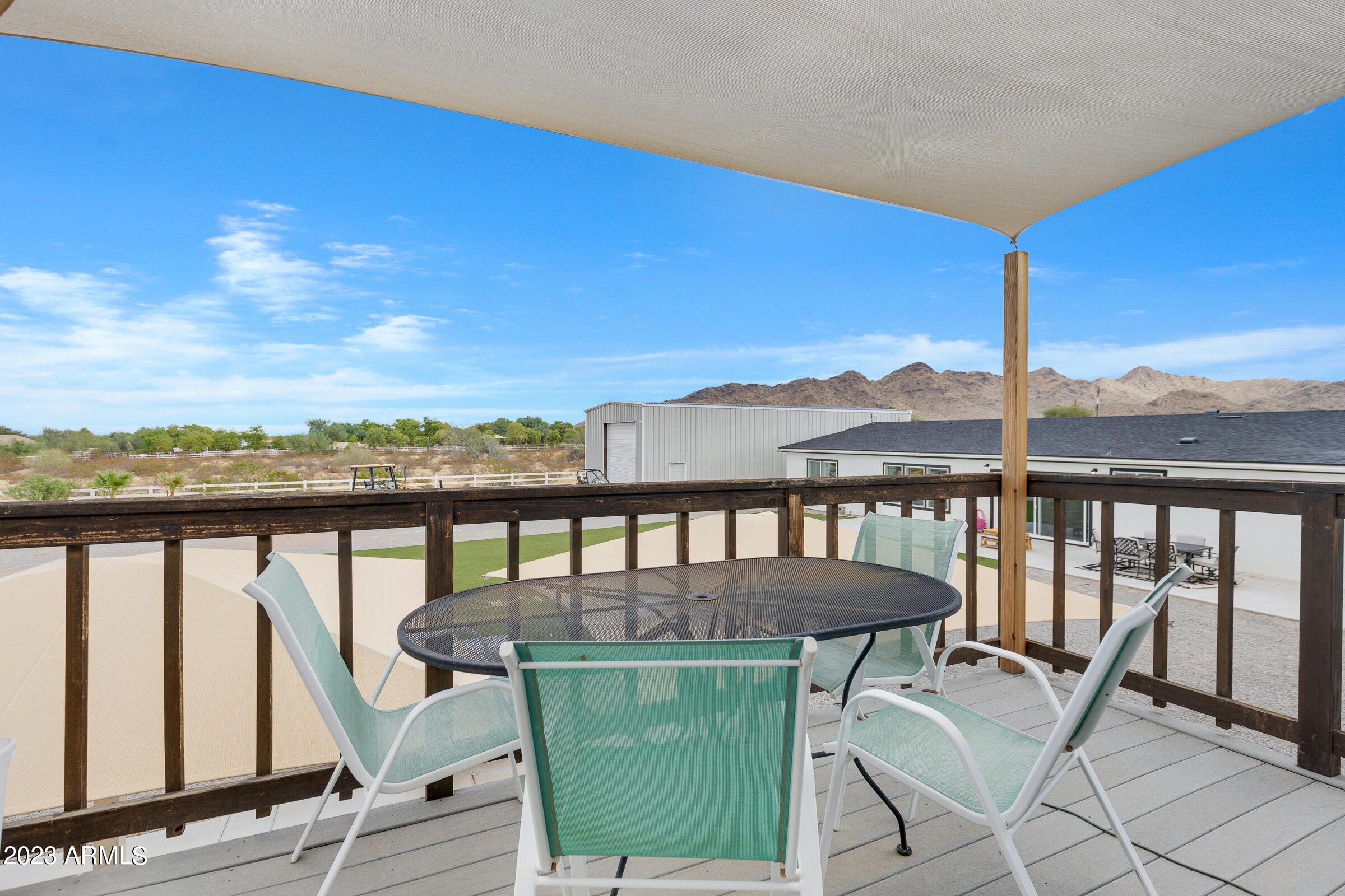 9228 W DOVE ROOST Road