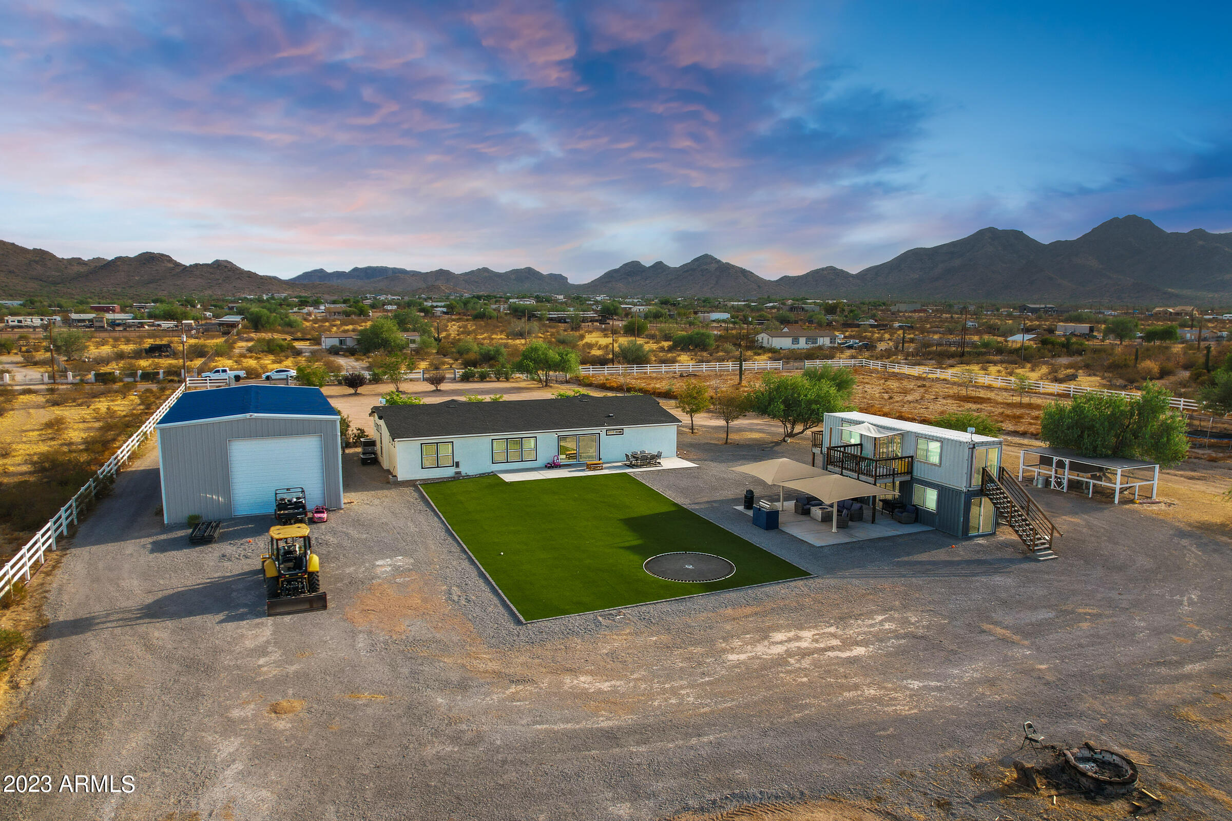 9228 W DOVE ROOST Road