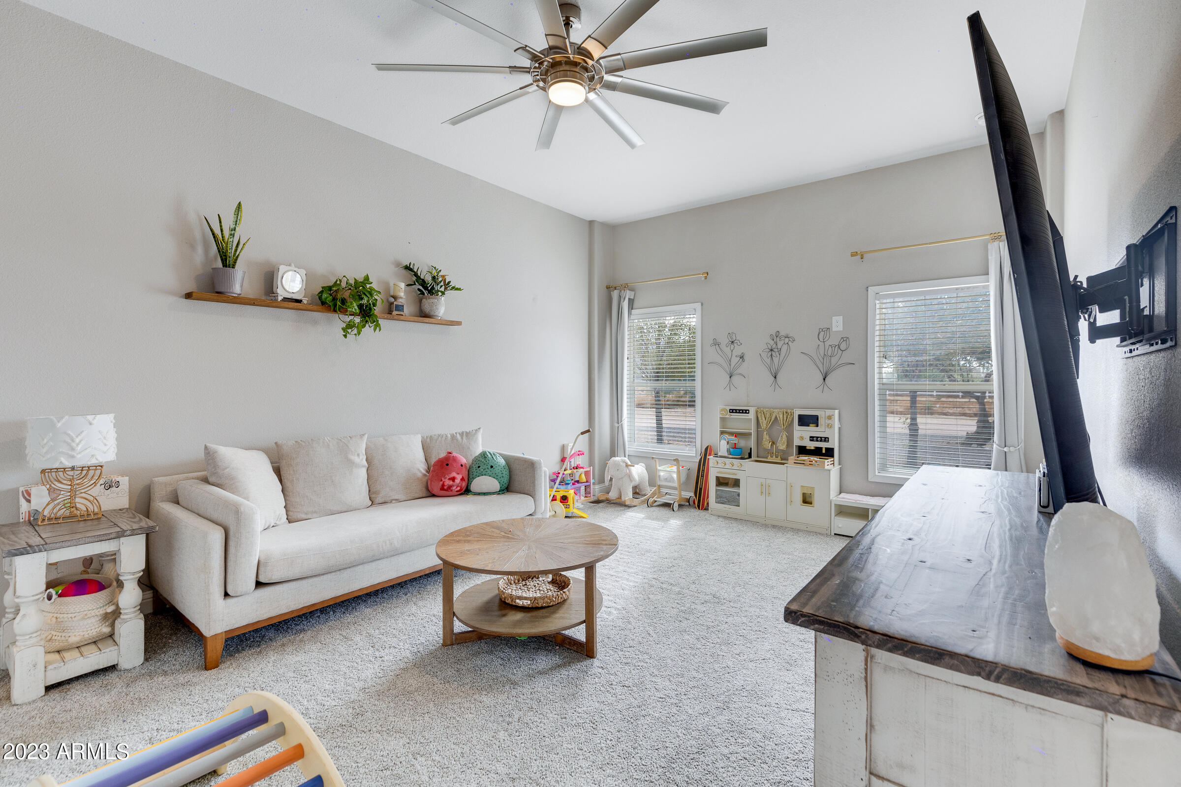 9228 W DOVE ROOST Road