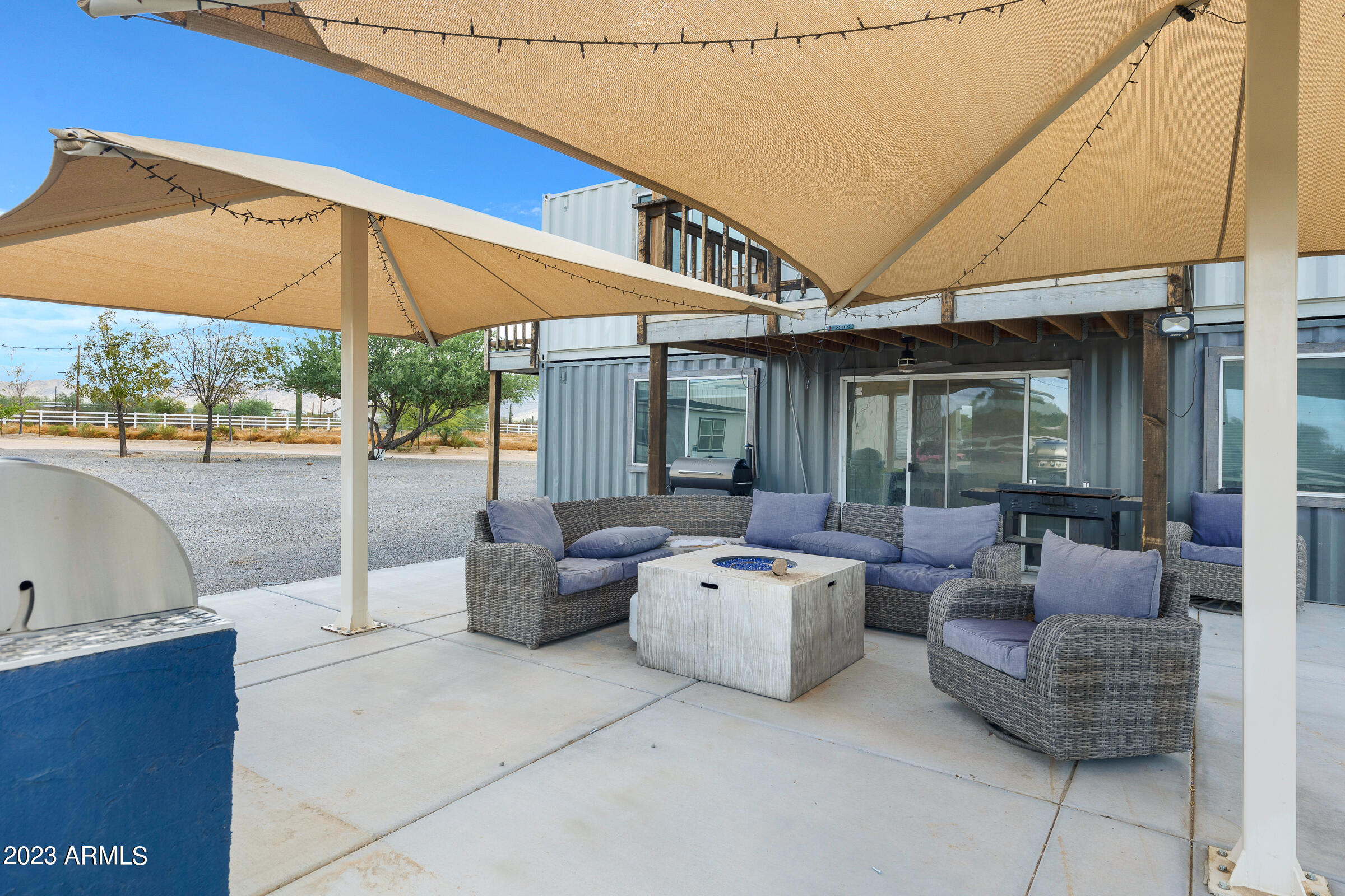 9228 W DOVE ROOST Road