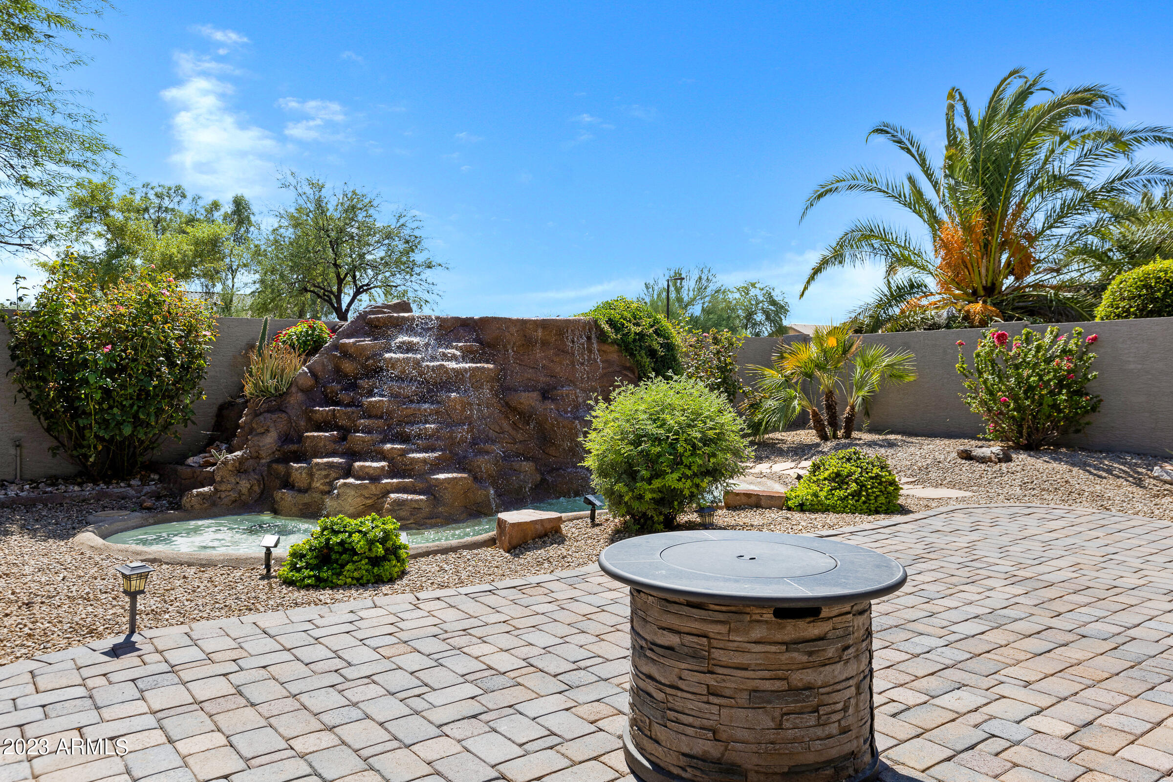 3877 E MINE SHAFT Road