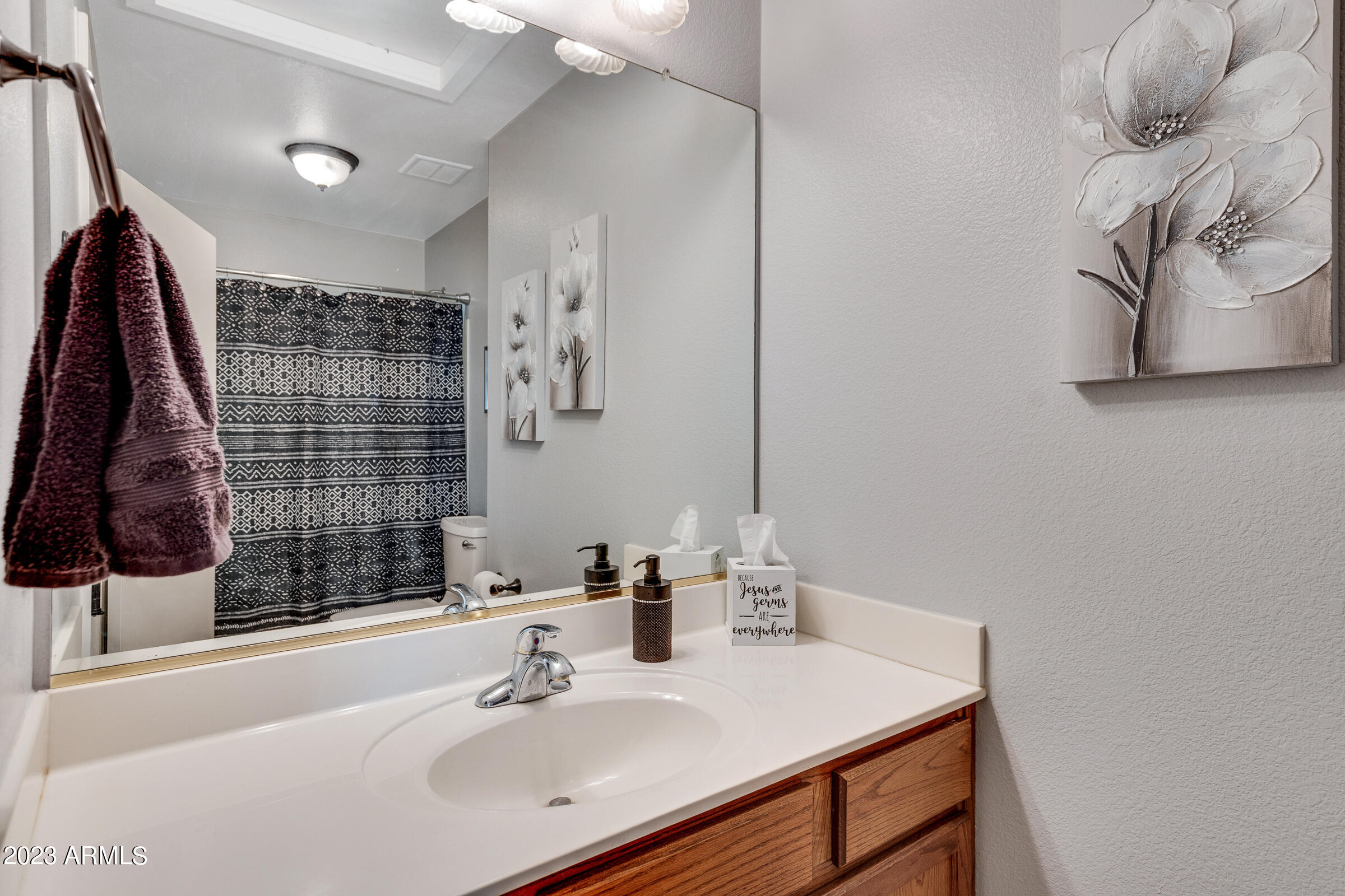 3877 E MINE SHAFT Road