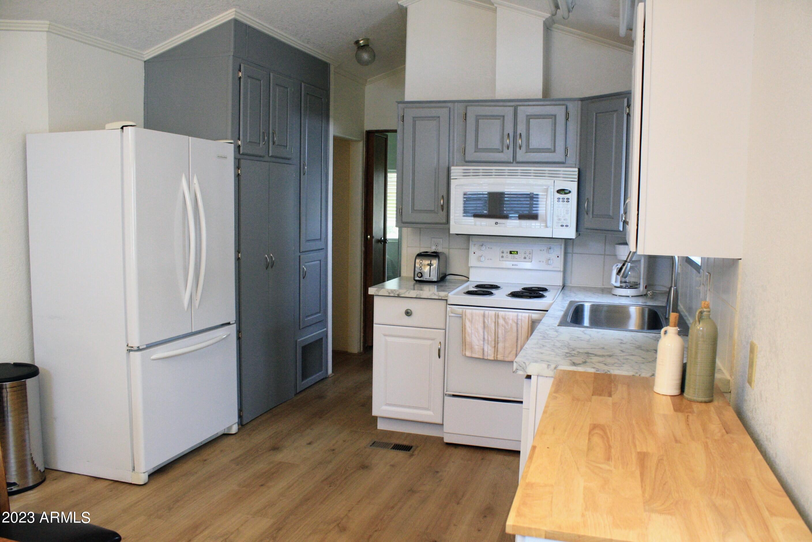 2240 W SAN JUAN Circle