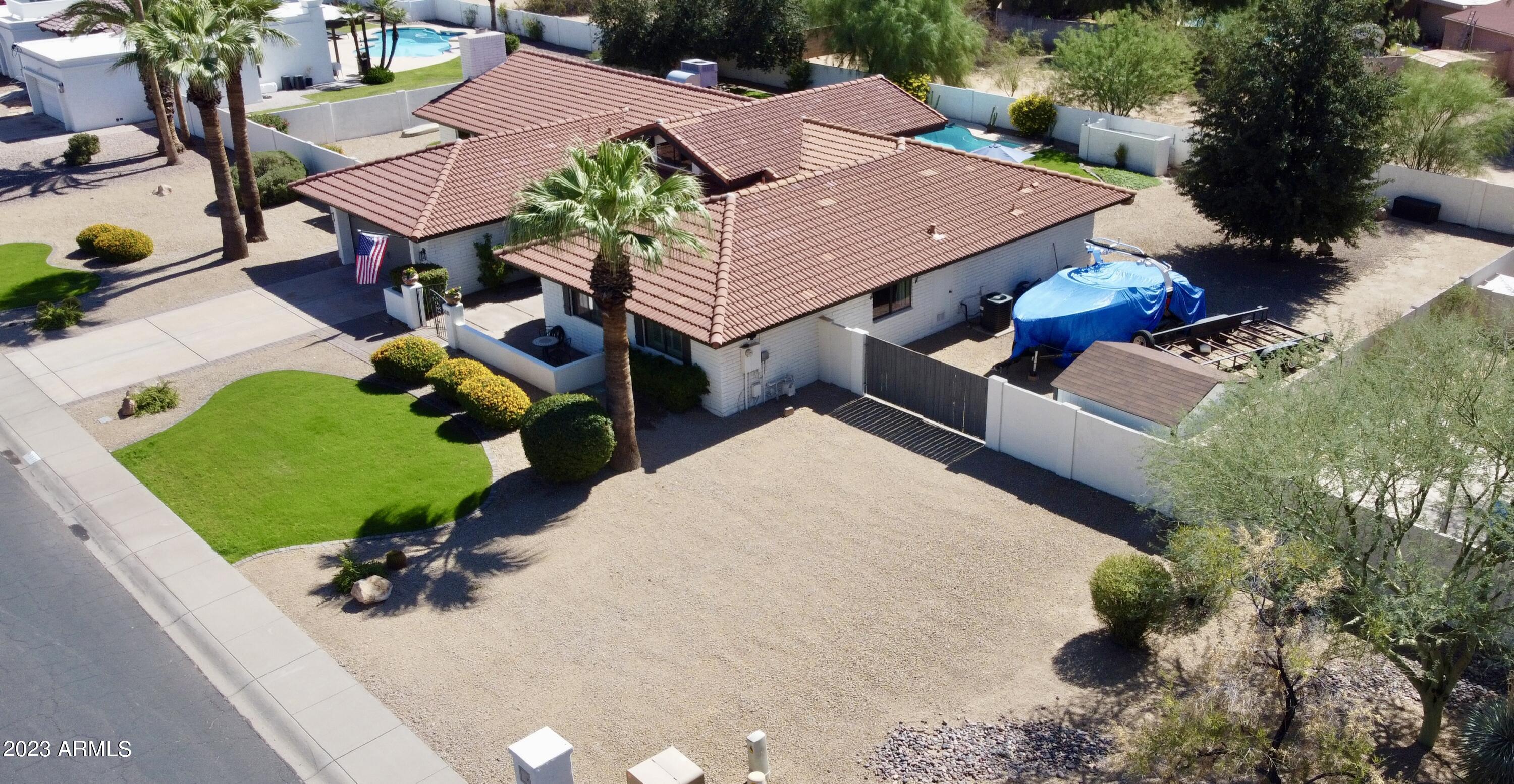 5331 E POINSETTIA Drive