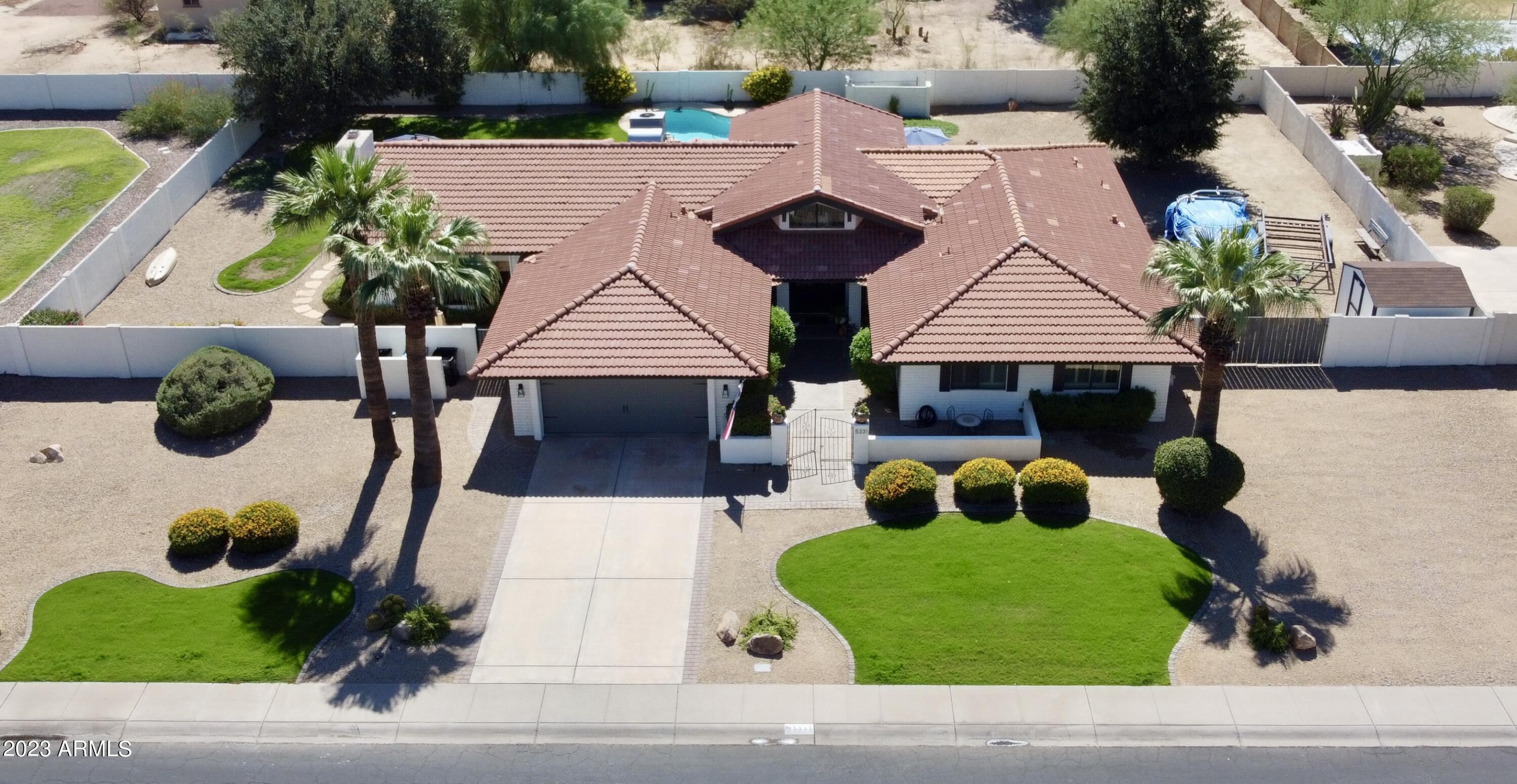 5331 E POINSETTIA Drive