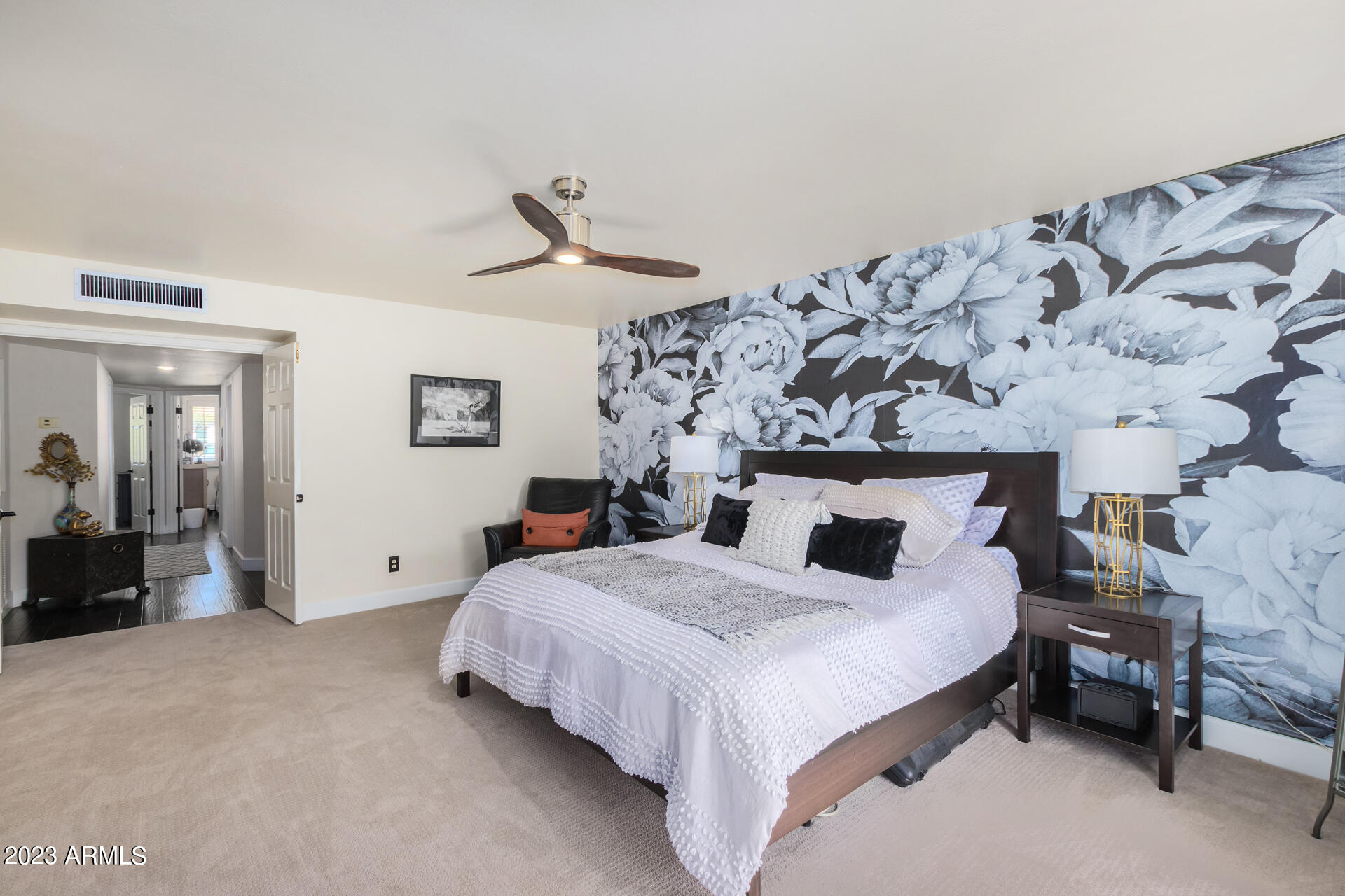 5331 E POINSETTIA Drive