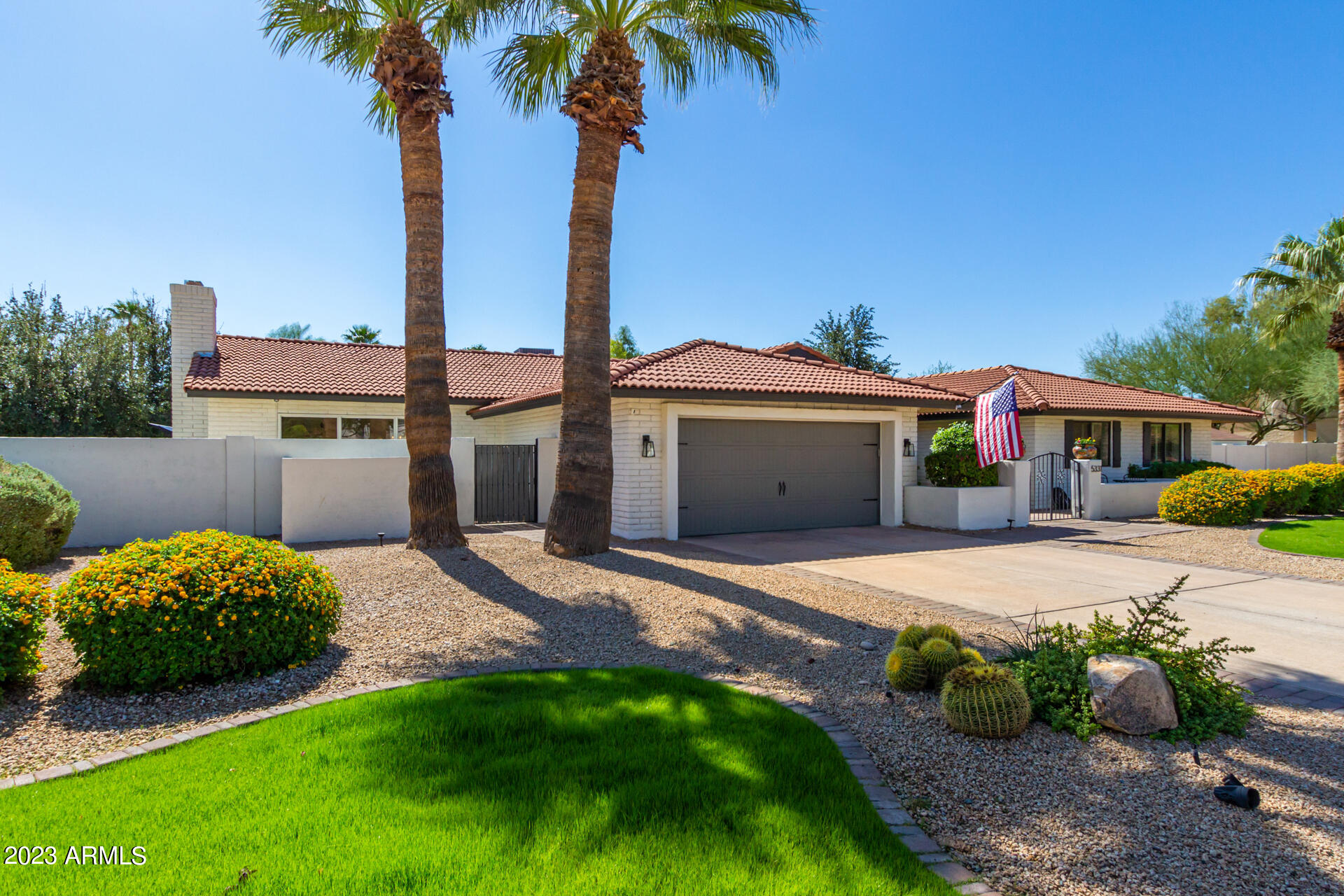 5331 E POINSETTIA Drive