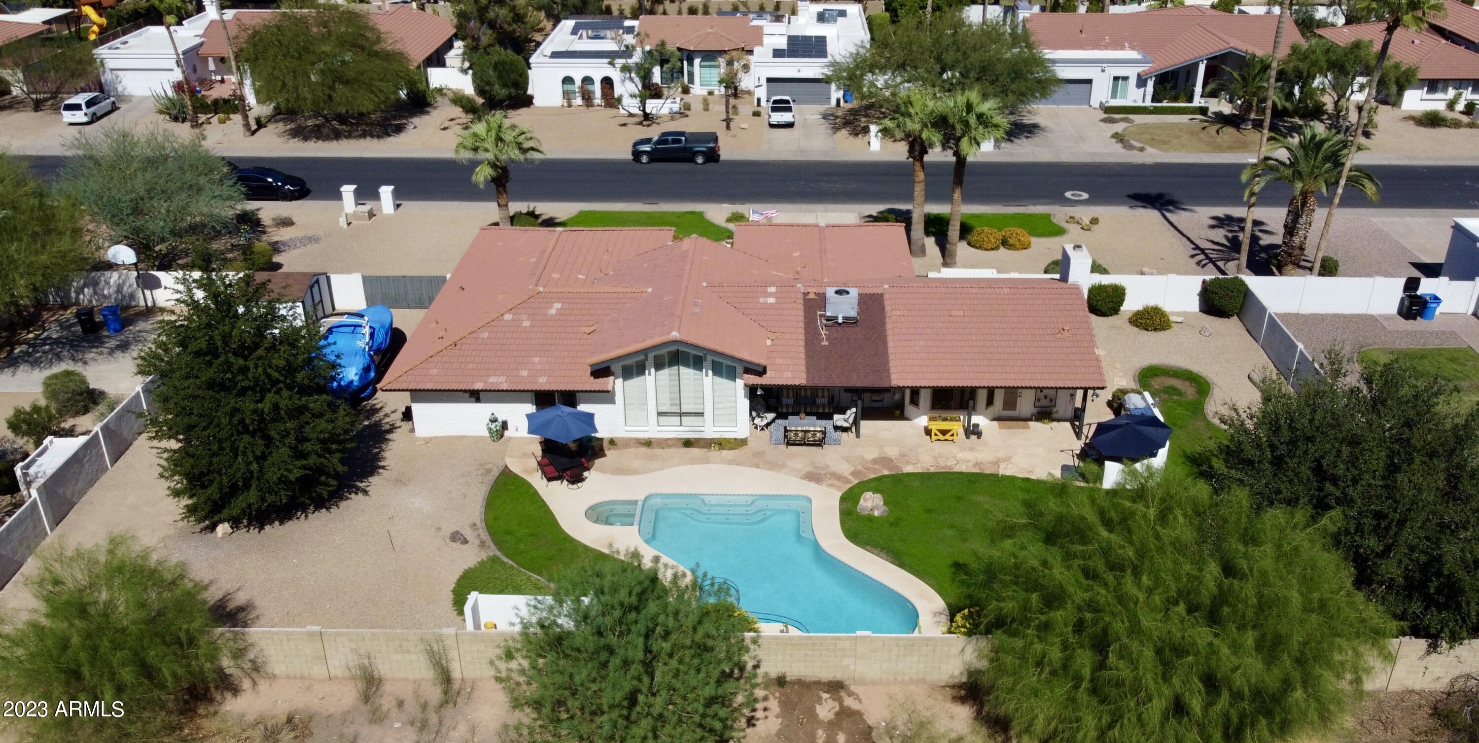 5331 E POINSETTIA Drive