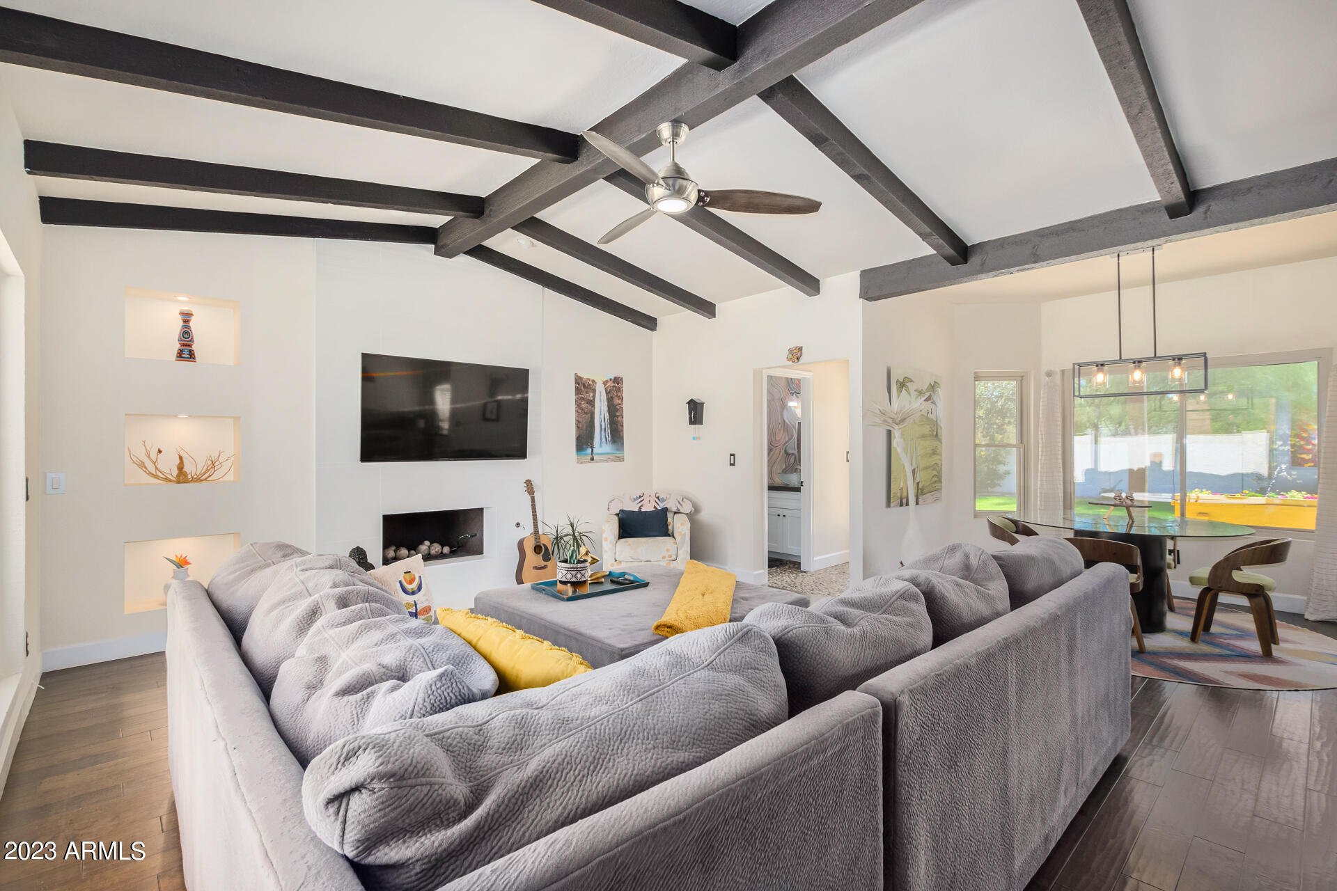 5331 E POINSETTIA Drive