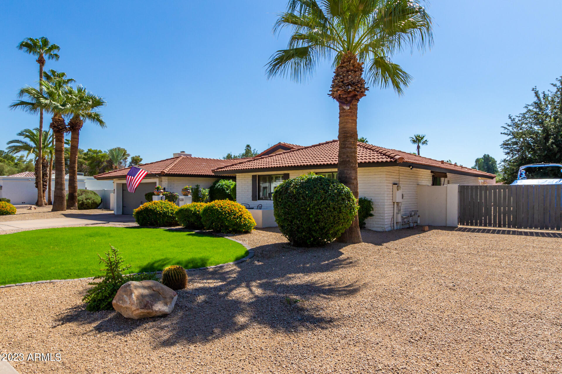 5331 E POINSETTIA Drive