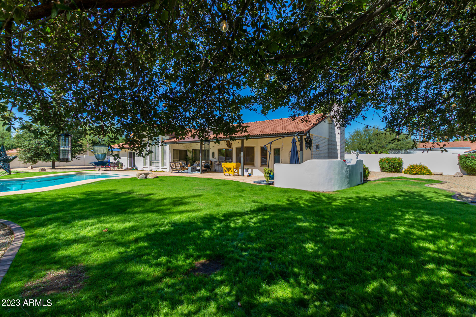 5331 E POINSETTIA Drive