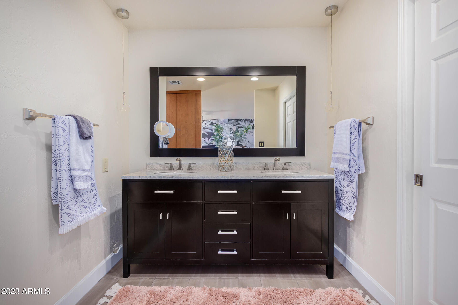 5331 E POINSETTIA Drive