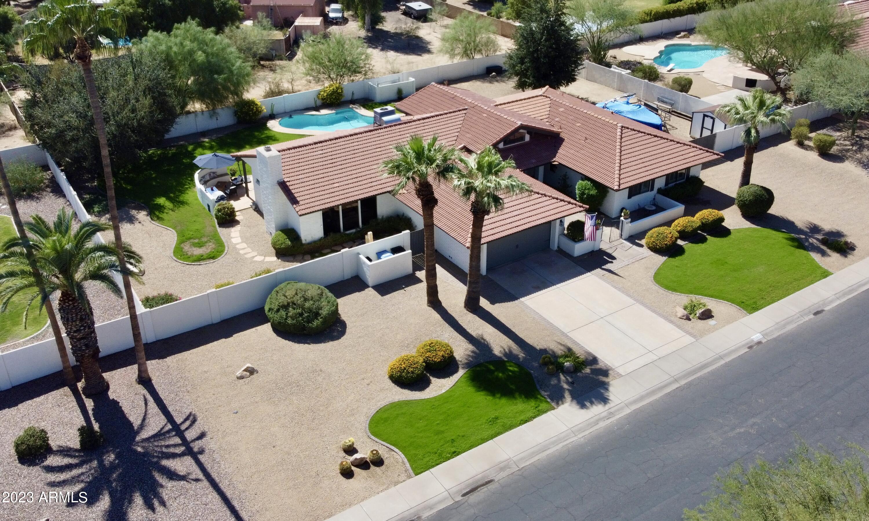 5331 E POINSETTIA Drive