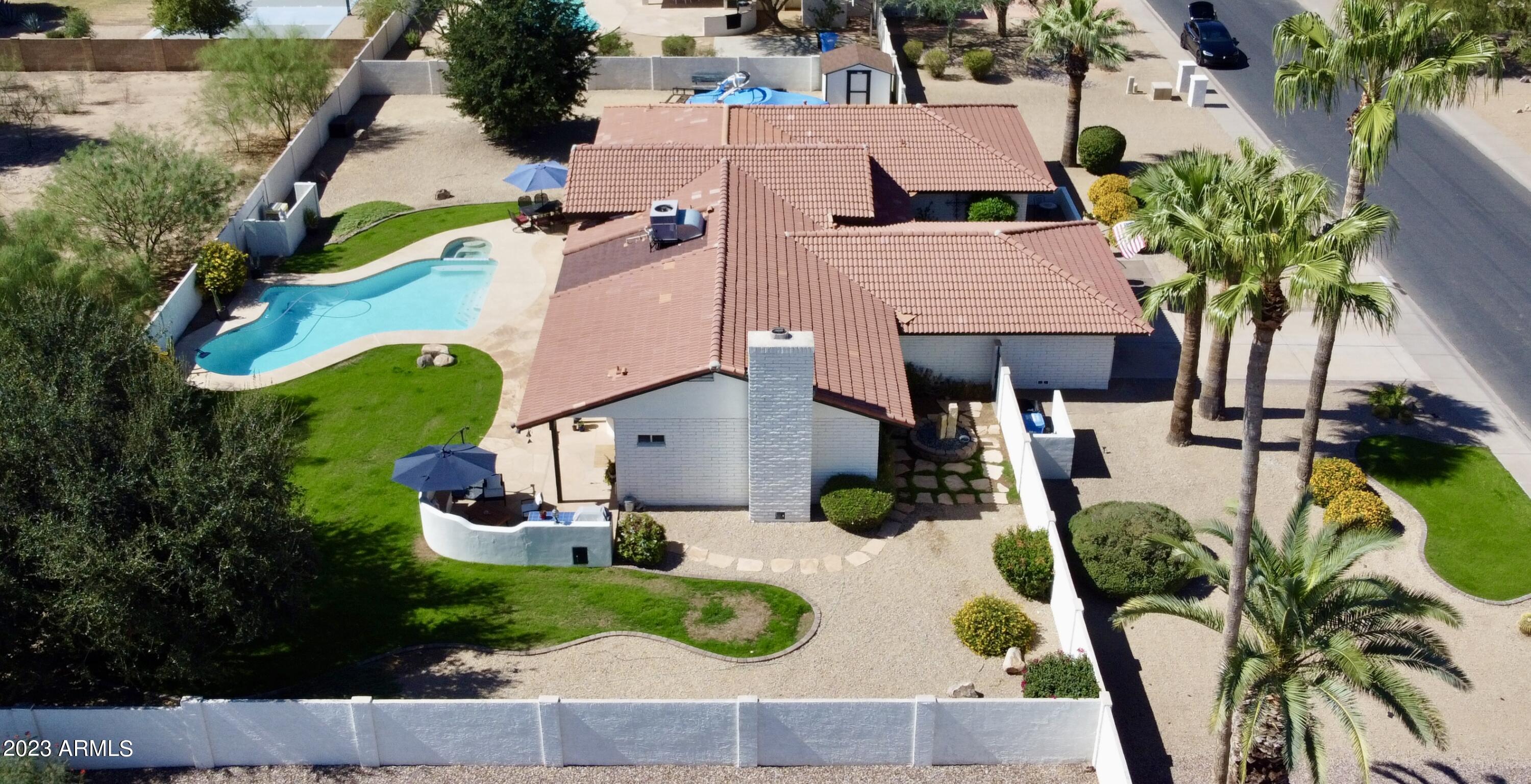 5331 E POINSETTIA Drive