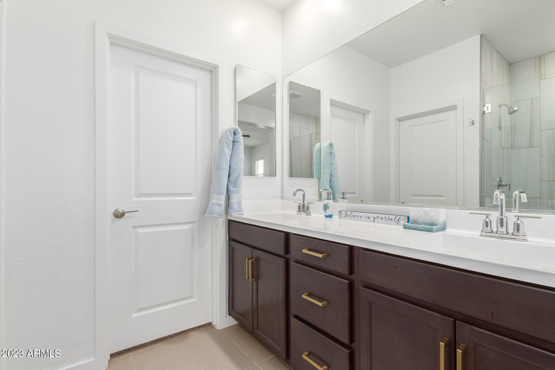 778 E Harper Street, 101