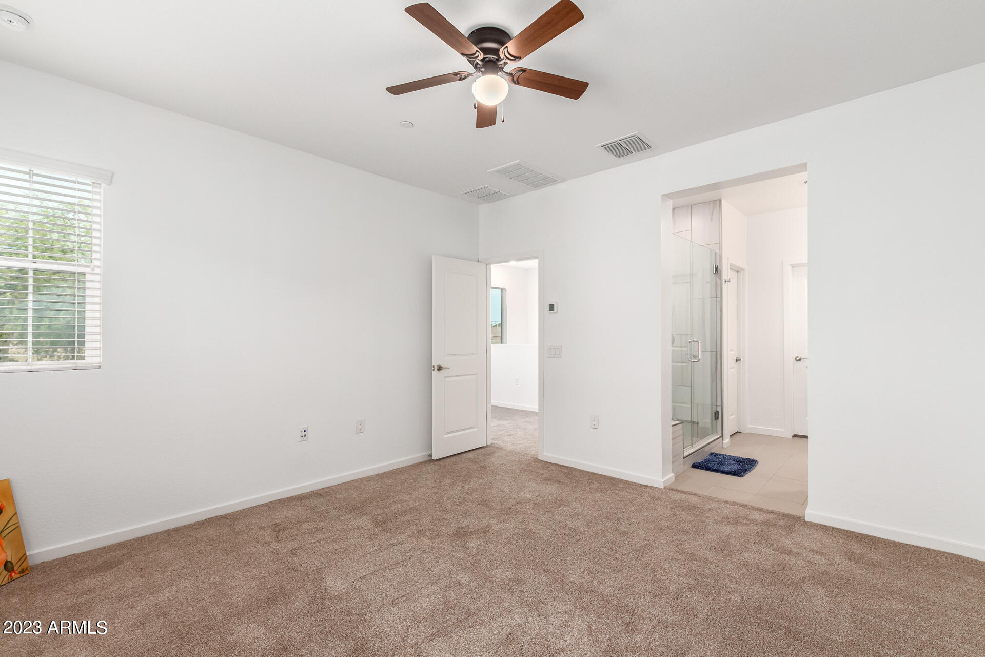 778 E Harper Street, 101