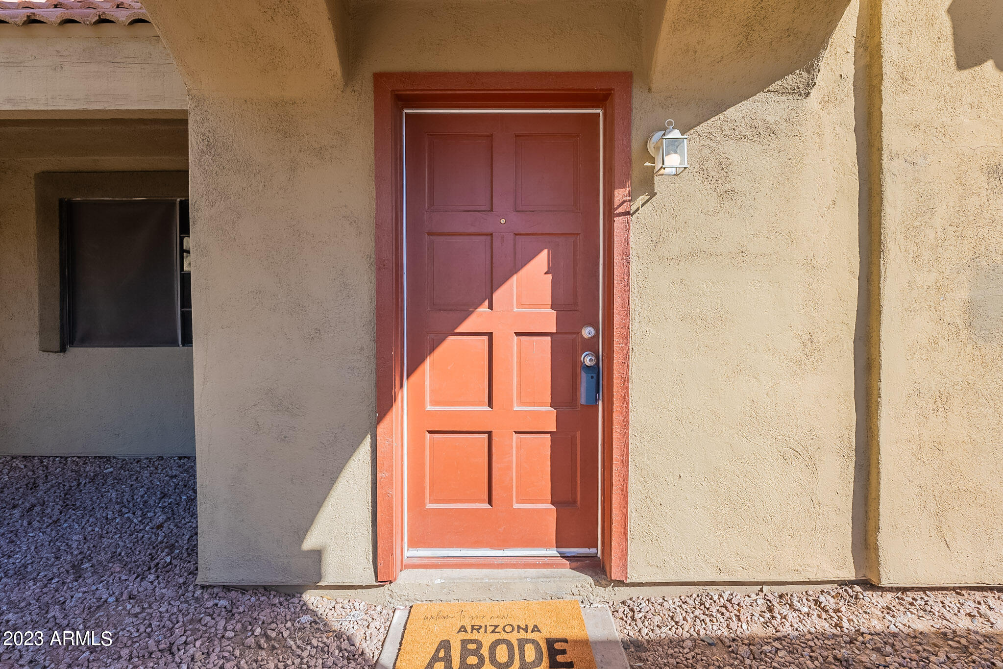 1422 W LA JOLLA Drive