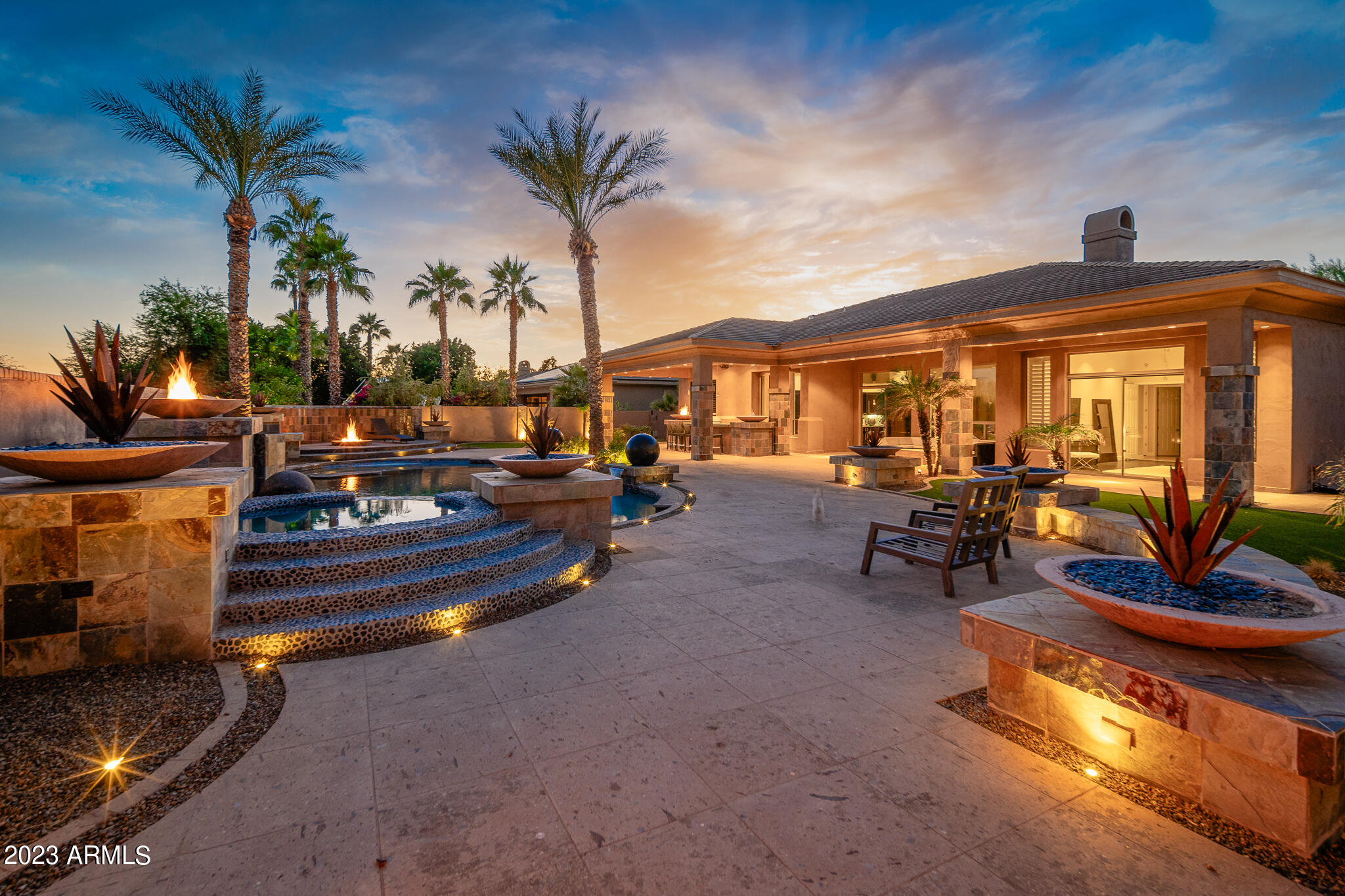 4333 W RANGE MULE Drive