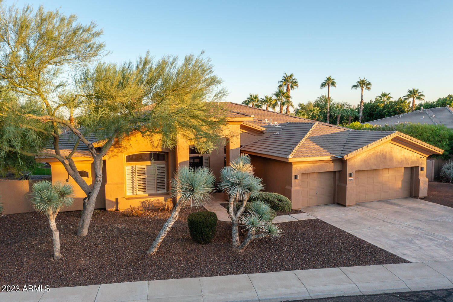 4333 W RANGE MULE Drive