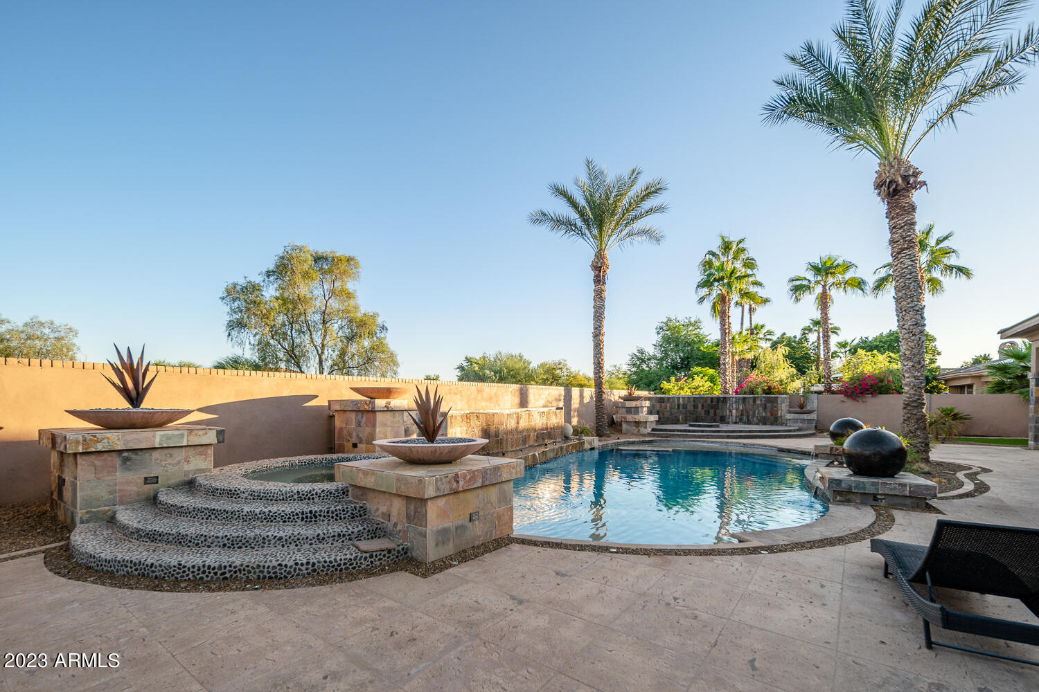 4333 W RANGE MULE Drive