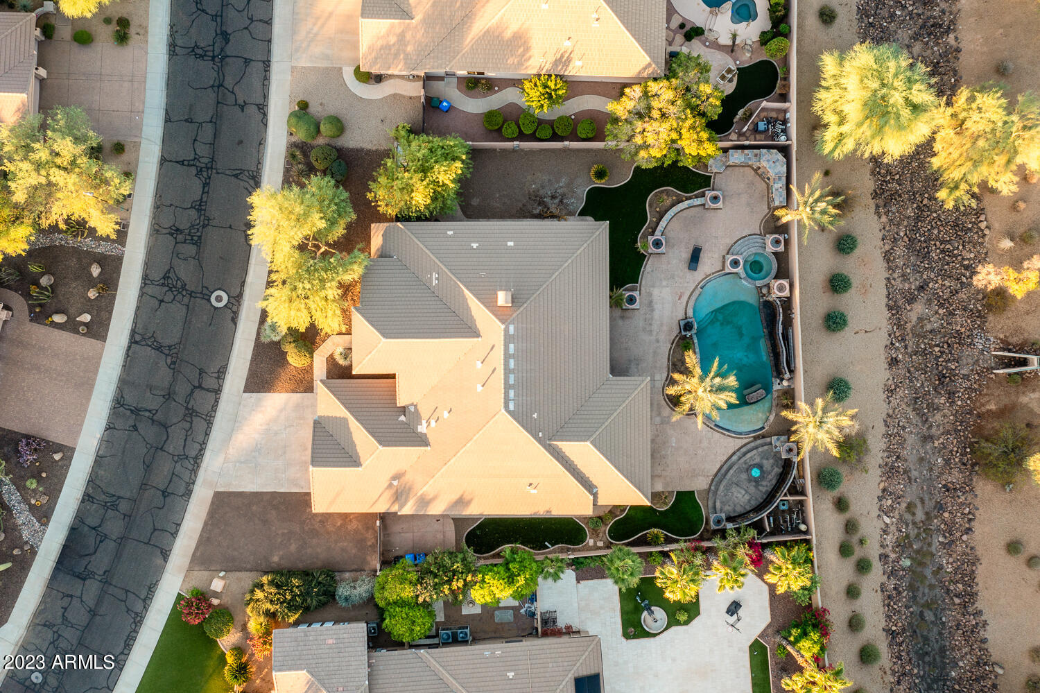 4333 W RANGE MULE Drive