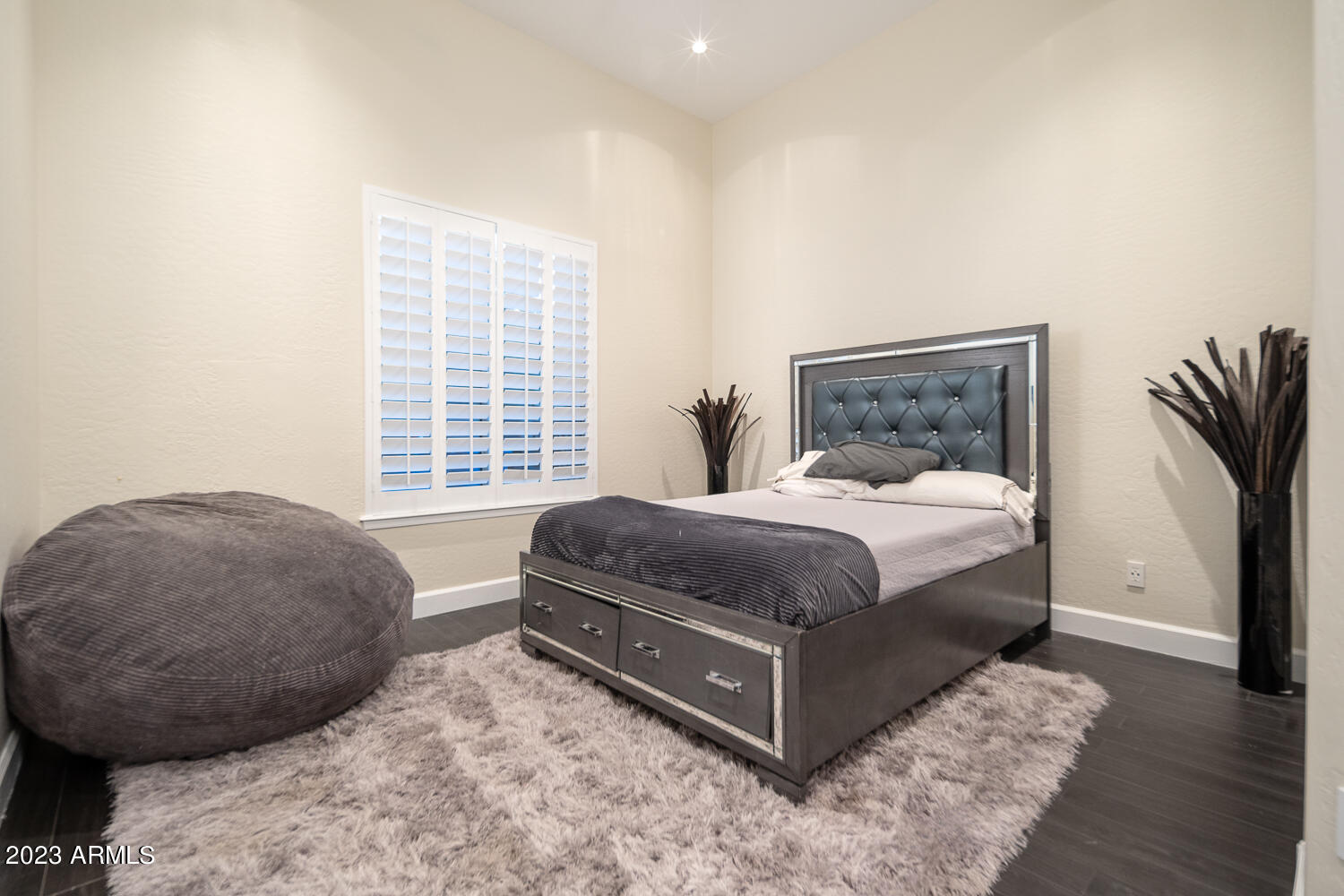 4333 W RANGE MULE Drive