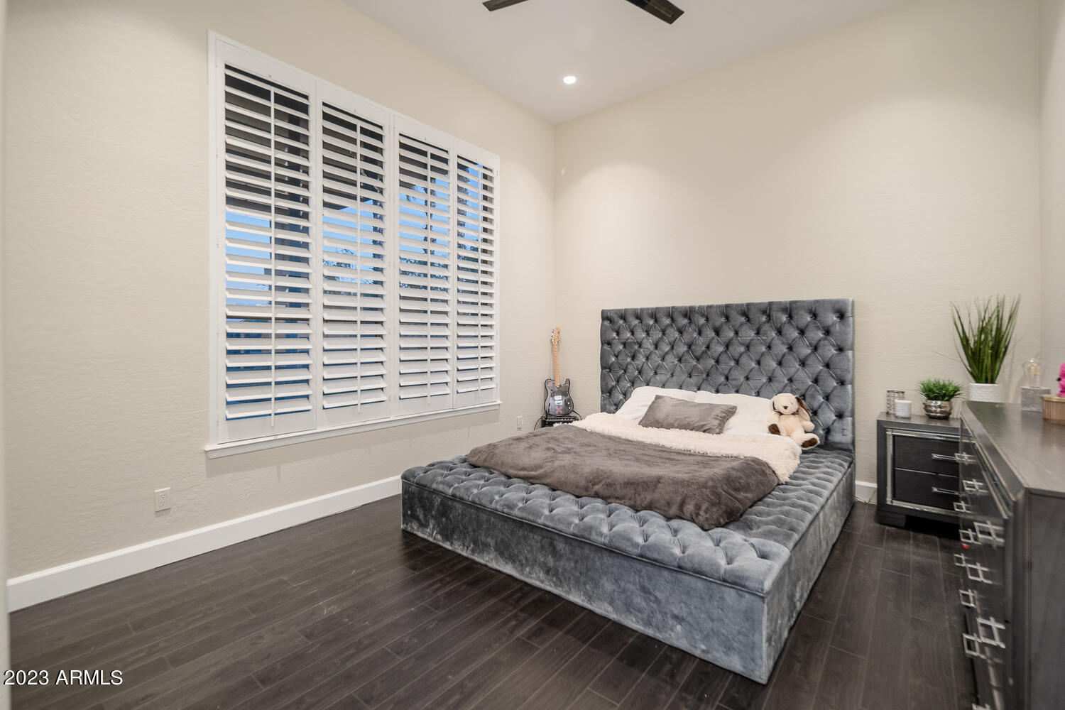 4333 W RANGE MULE Drive