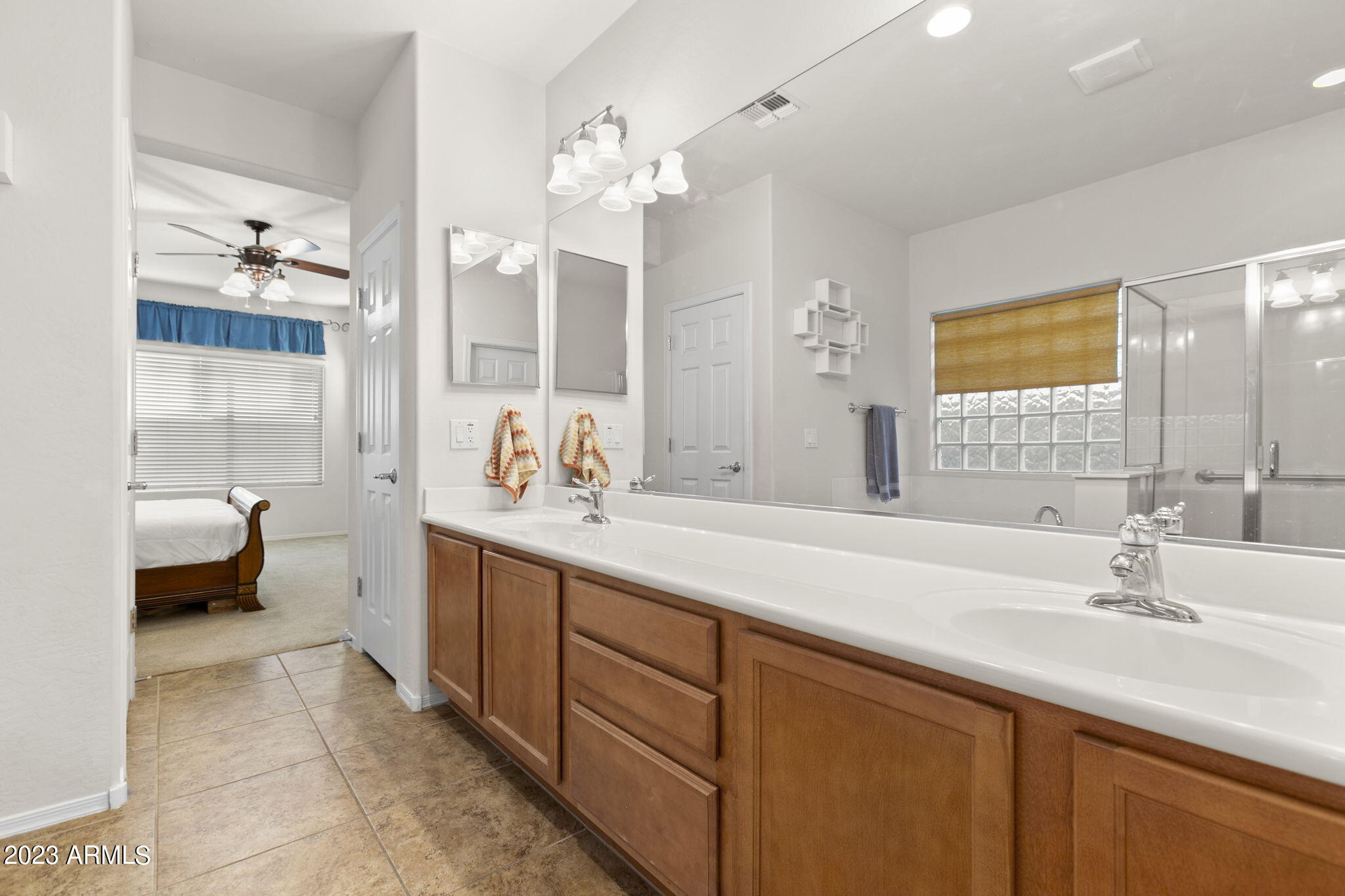 7729 W SPRINGFIELD Way