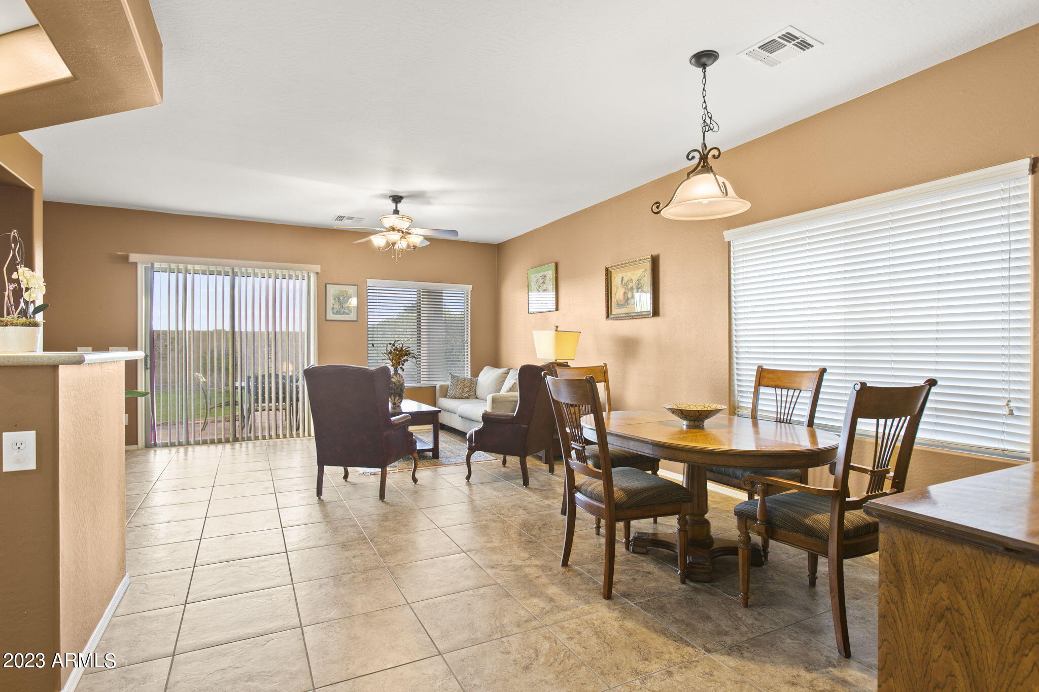 7729 W SPRINGFIELD Way