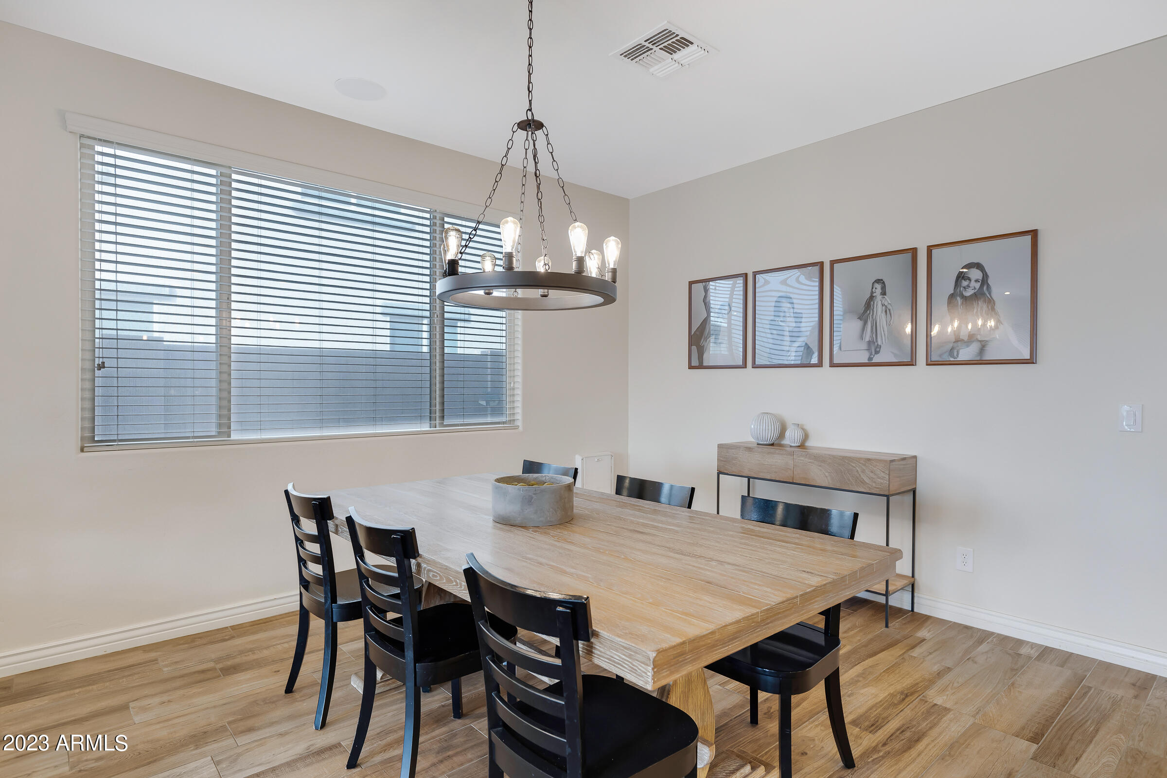 1993 E HAZELTINE Way