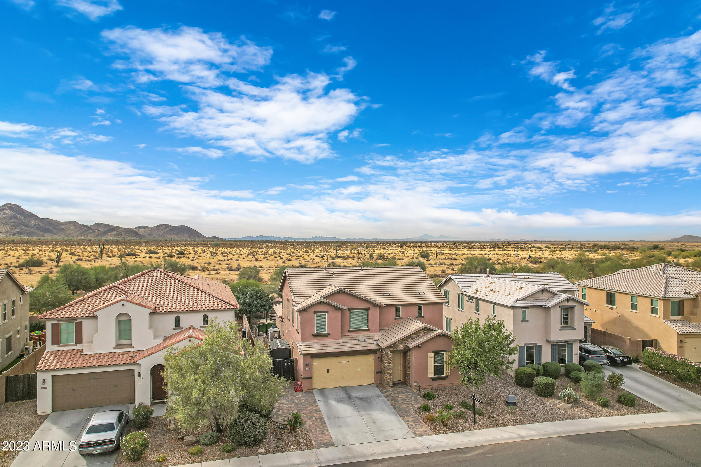 1993 E HAZELTINE Way