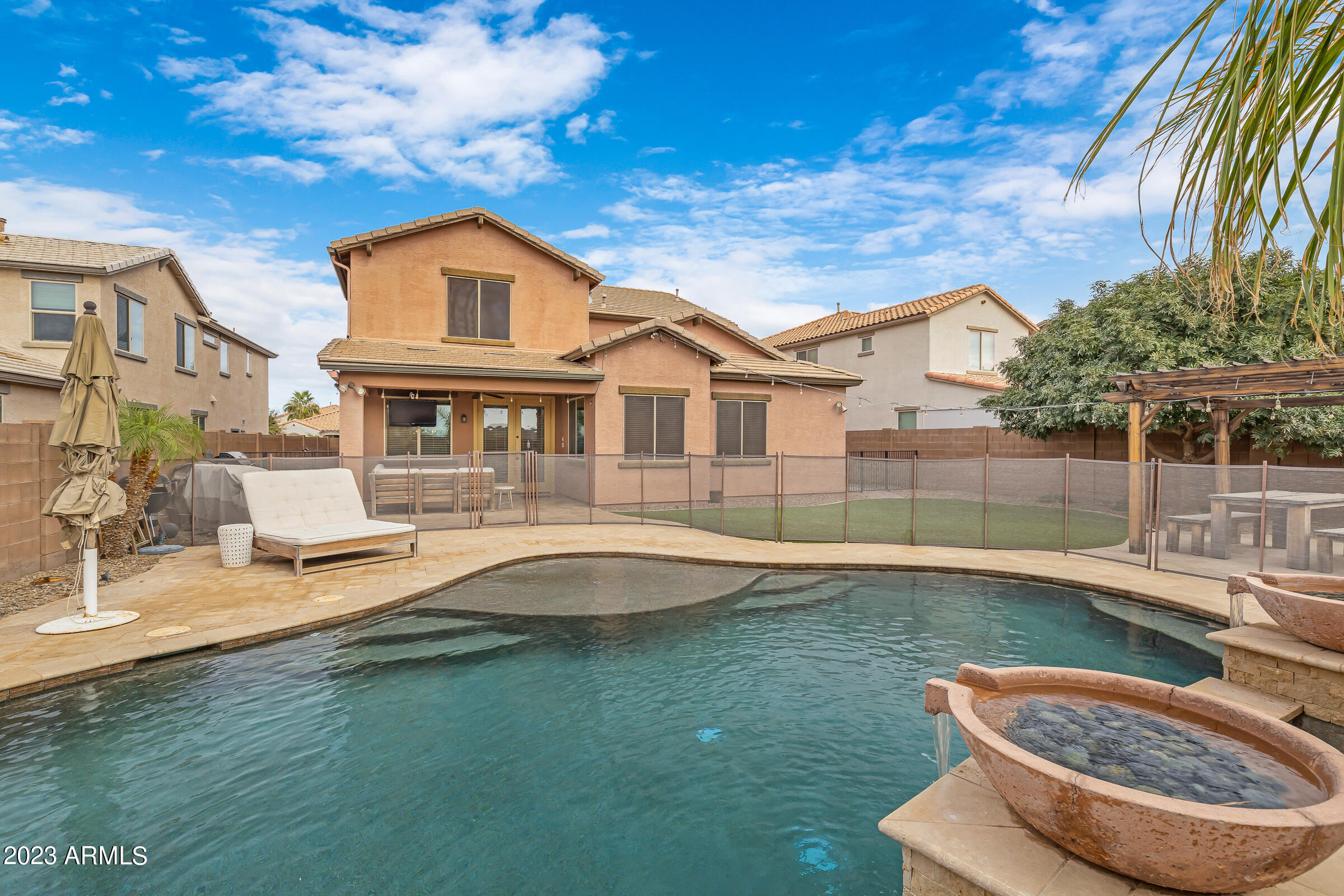 1993 E HAZELTINE Way