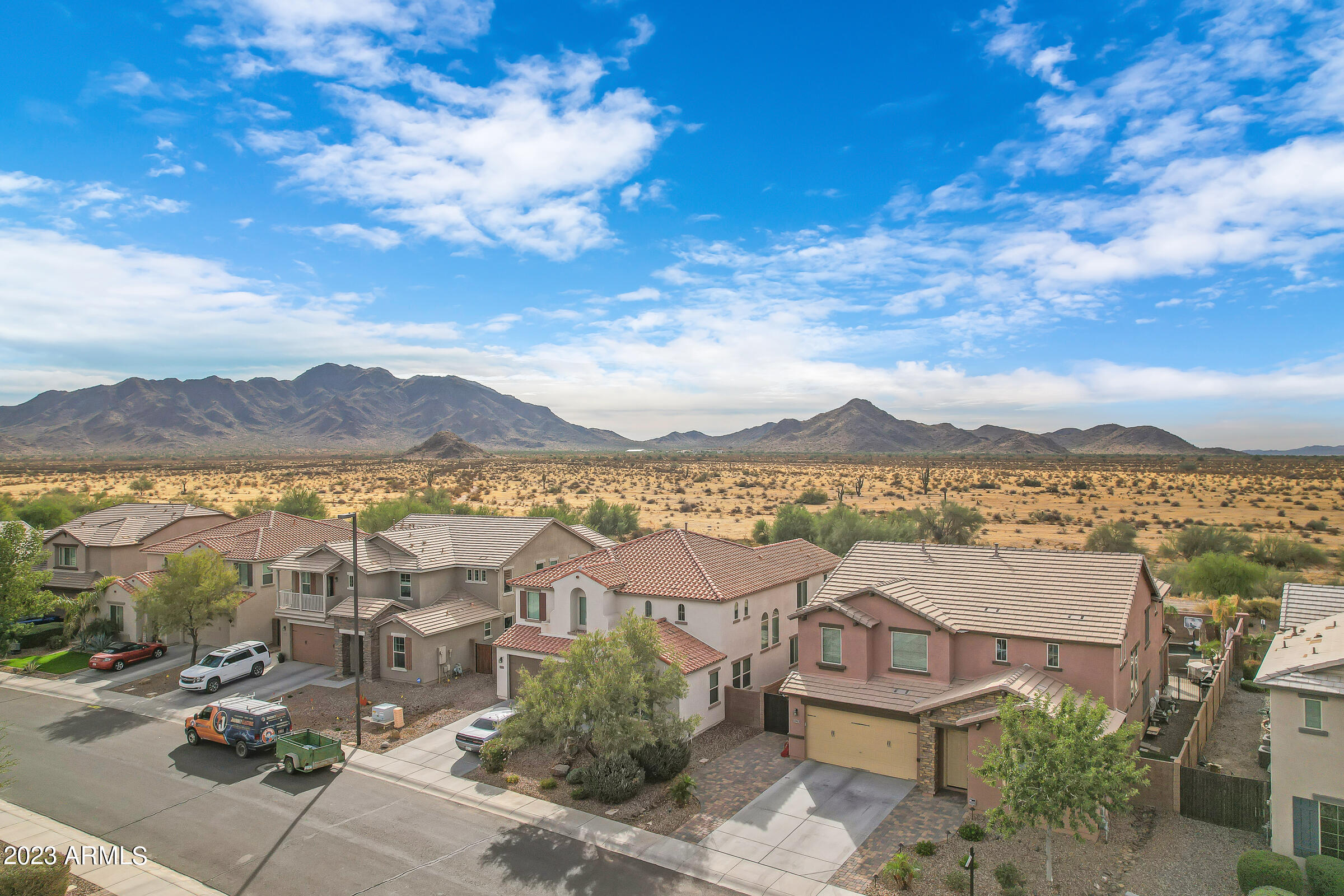 1993 E HAZELTINE Way