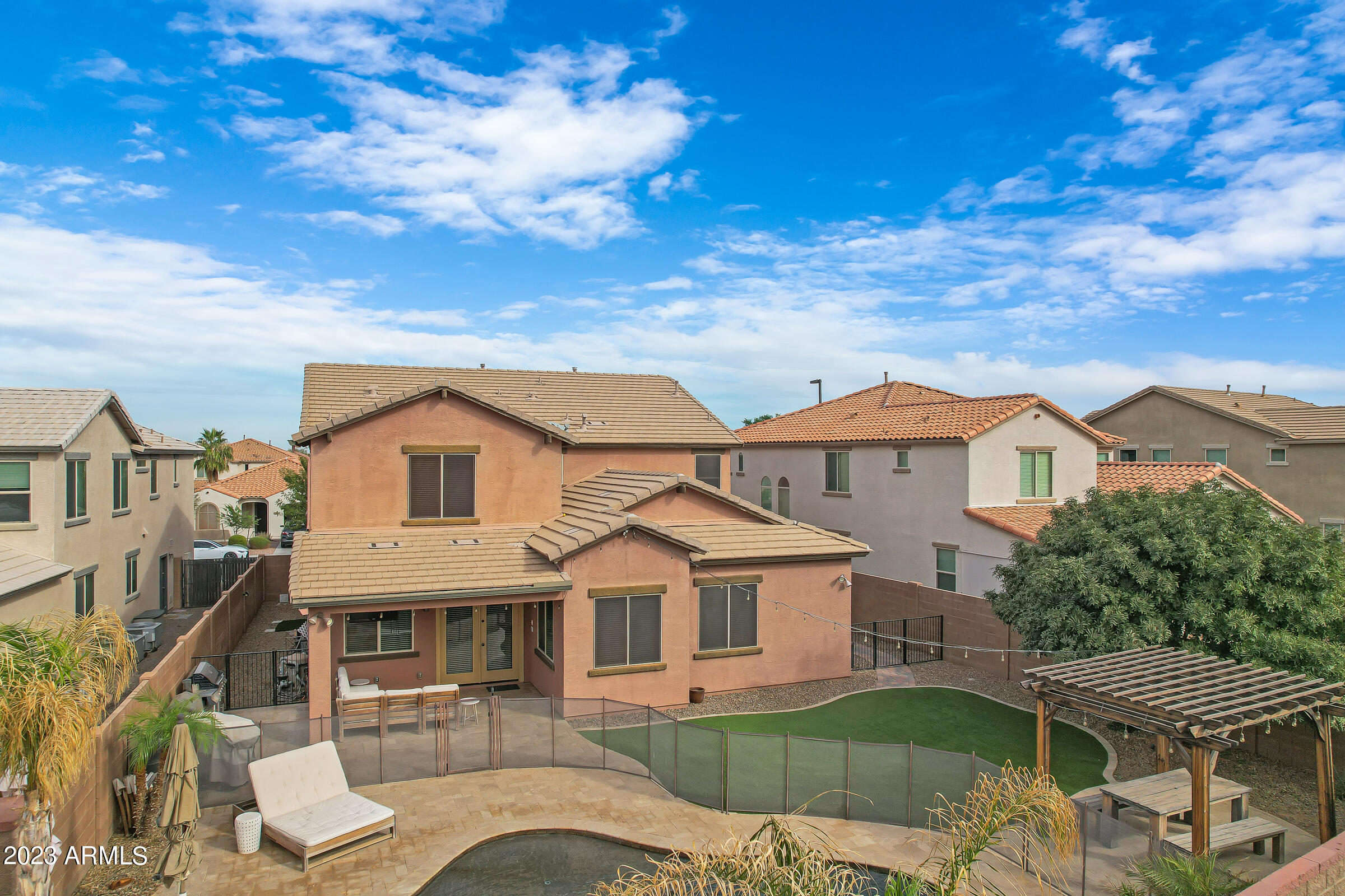 1993 E HAZELTINE Way