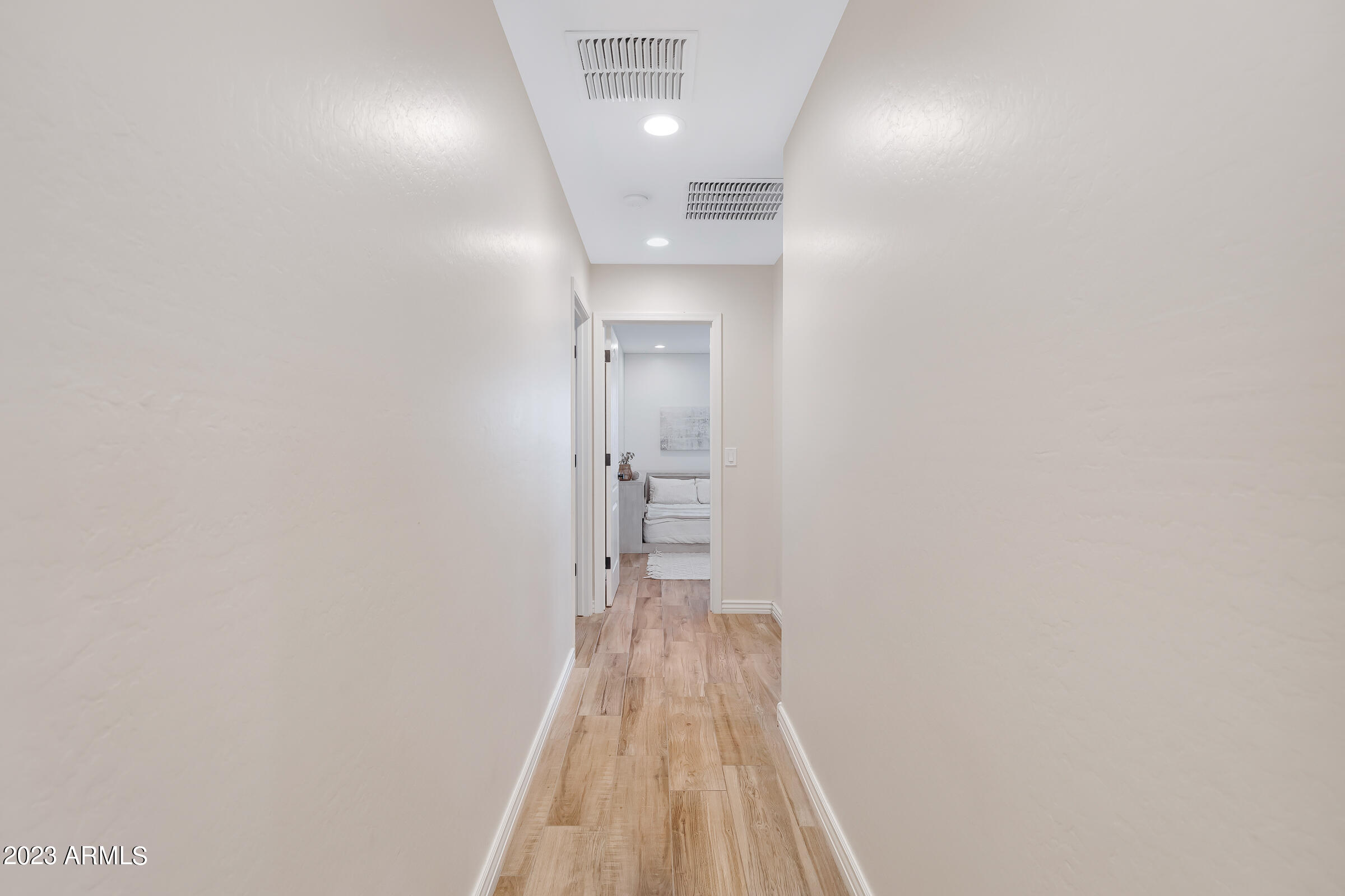 1993 E HAZELTINE Way