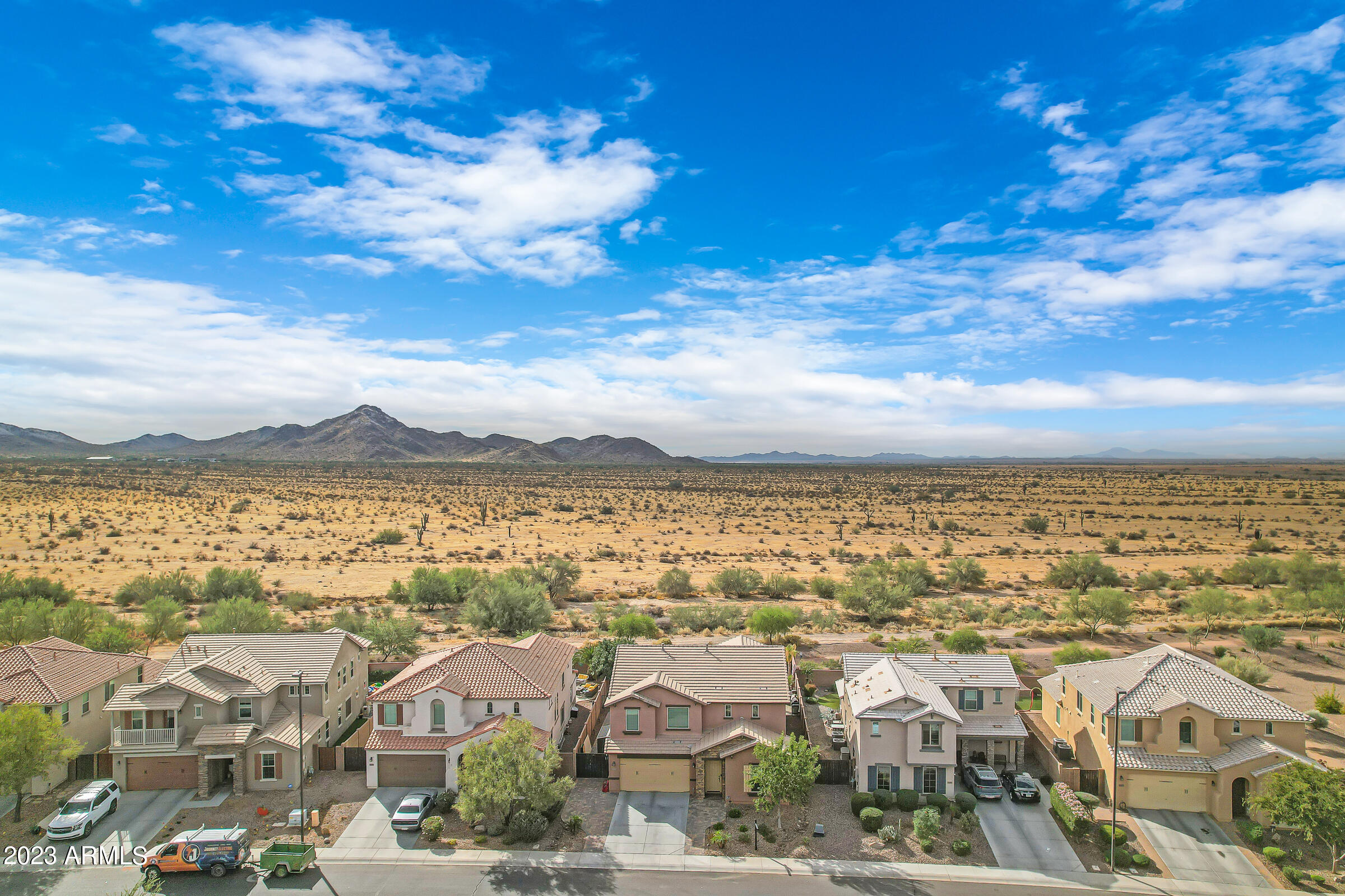 1993 E HAZELTINE Way