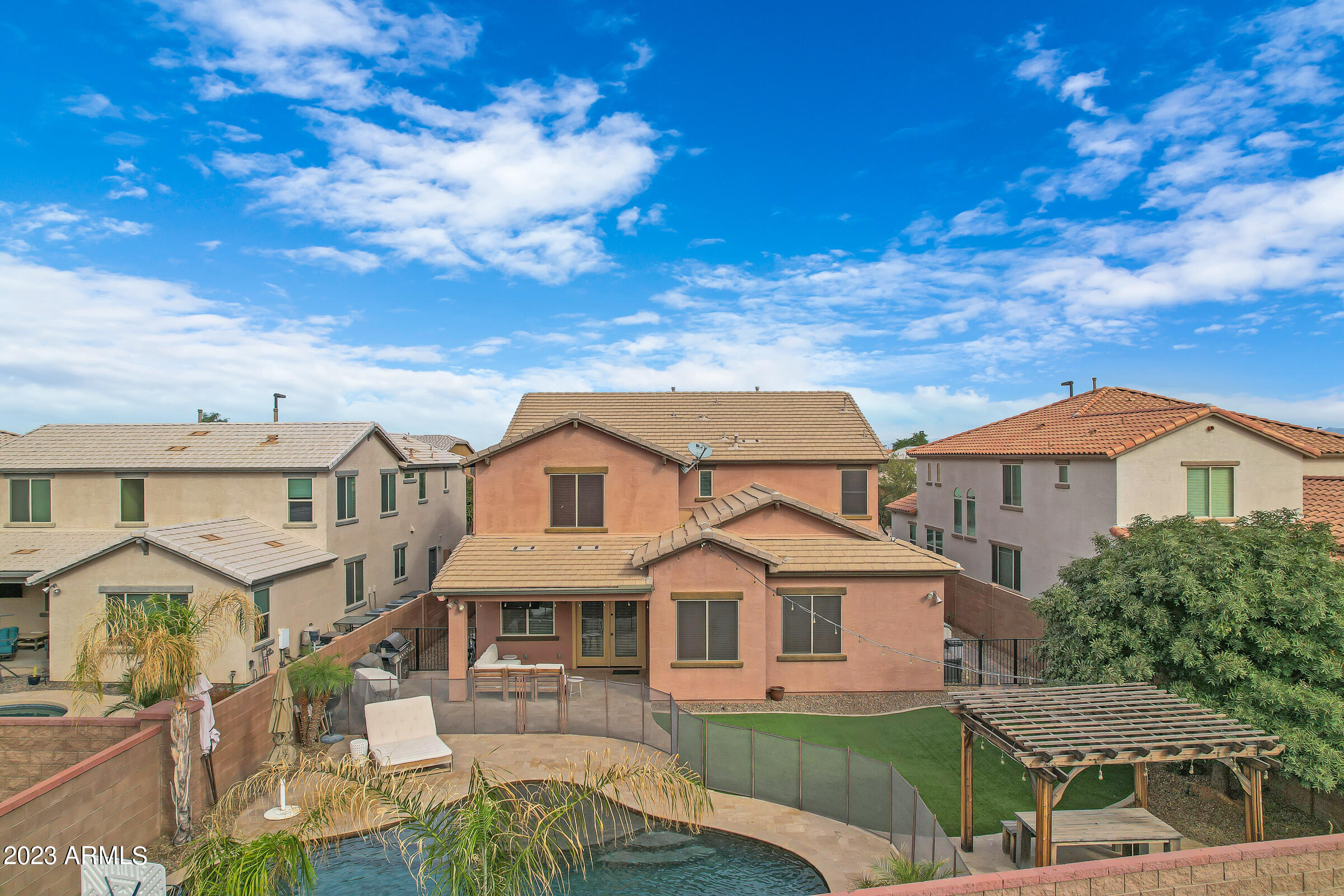 1993 E HAZELTINE Way