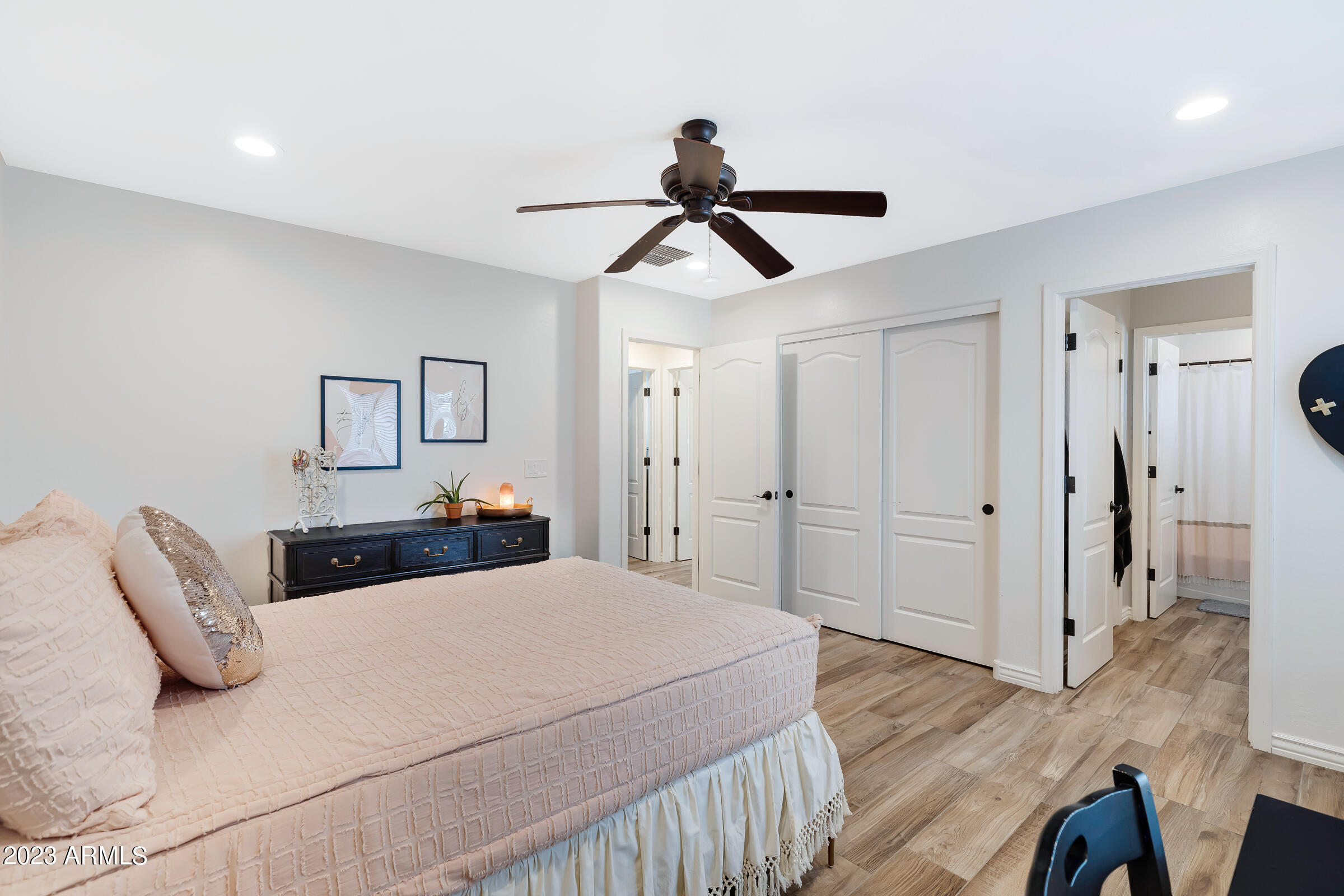 1993 E HAZELTINE Way