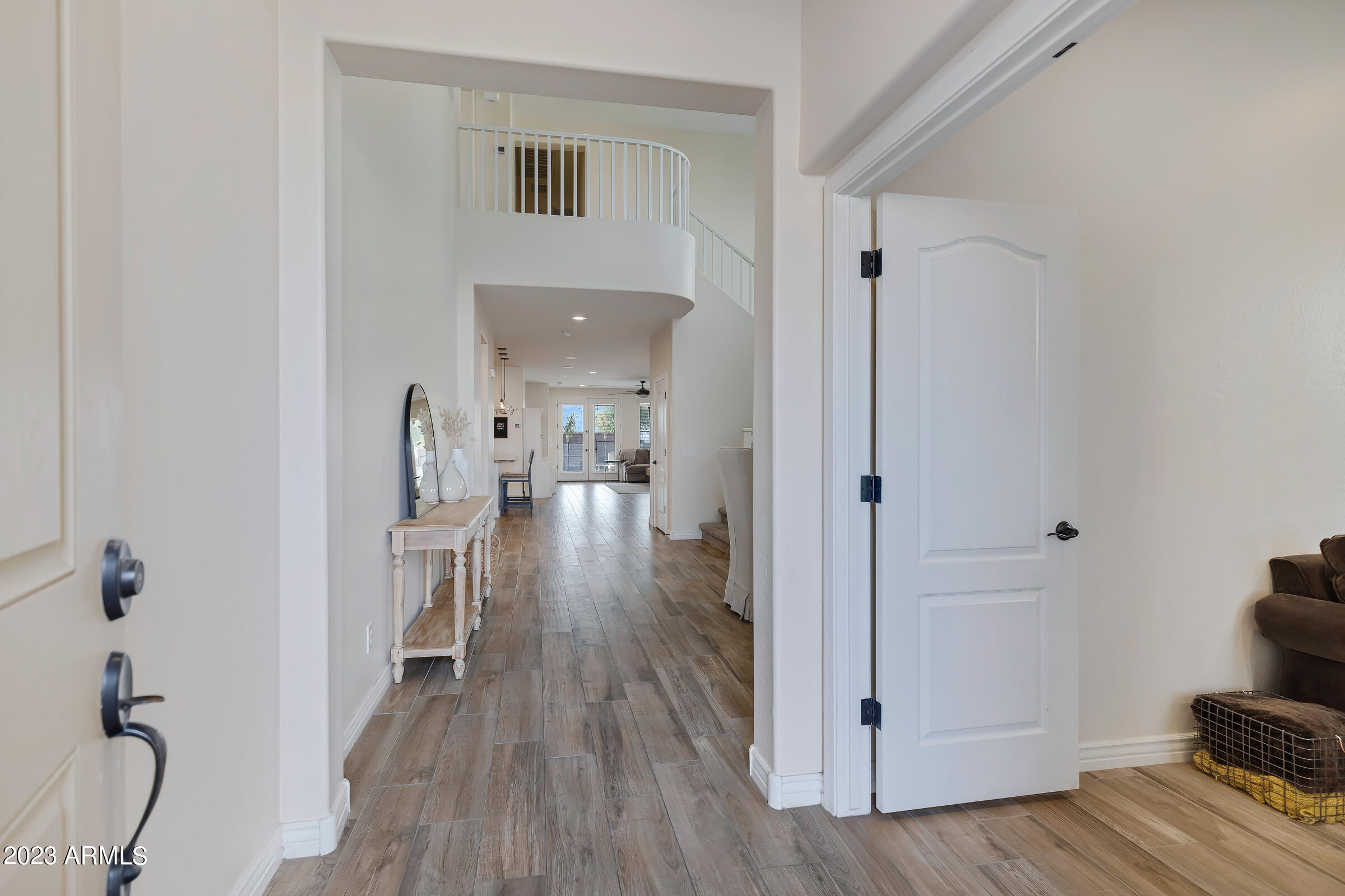 1993 E HAZELTINE Way