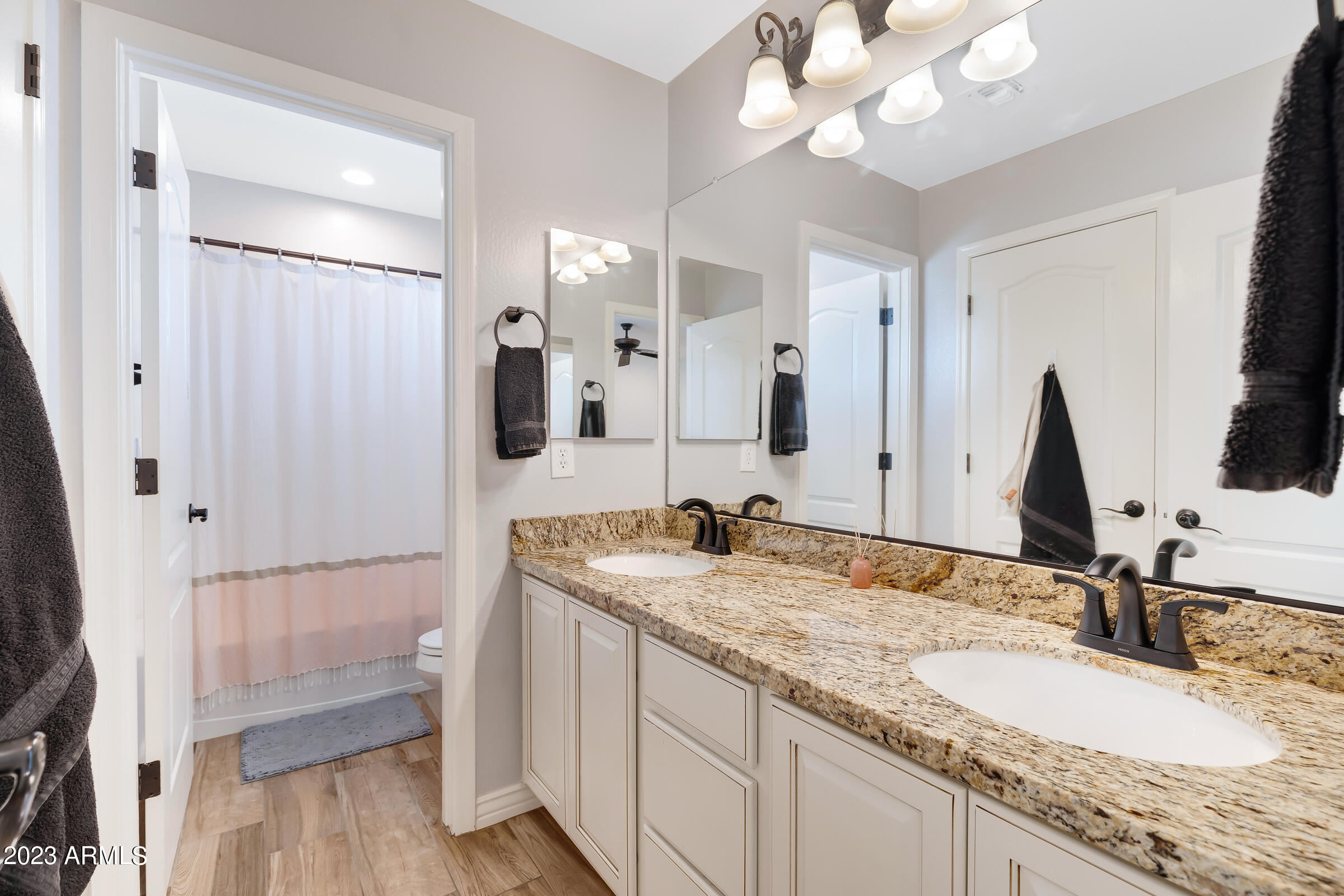 1993 E HAZELTINE Way