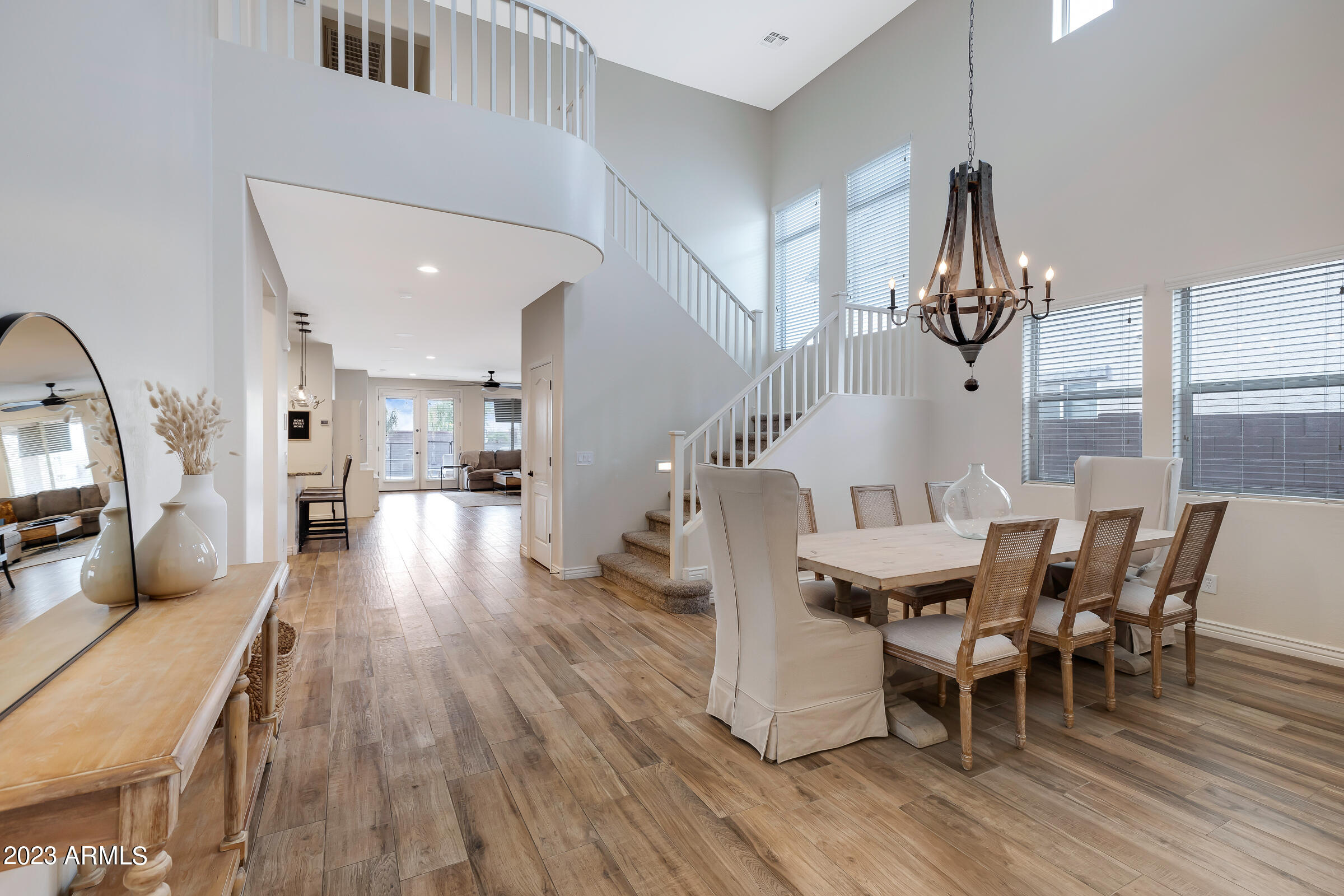 1993 E HAZELTINE Way