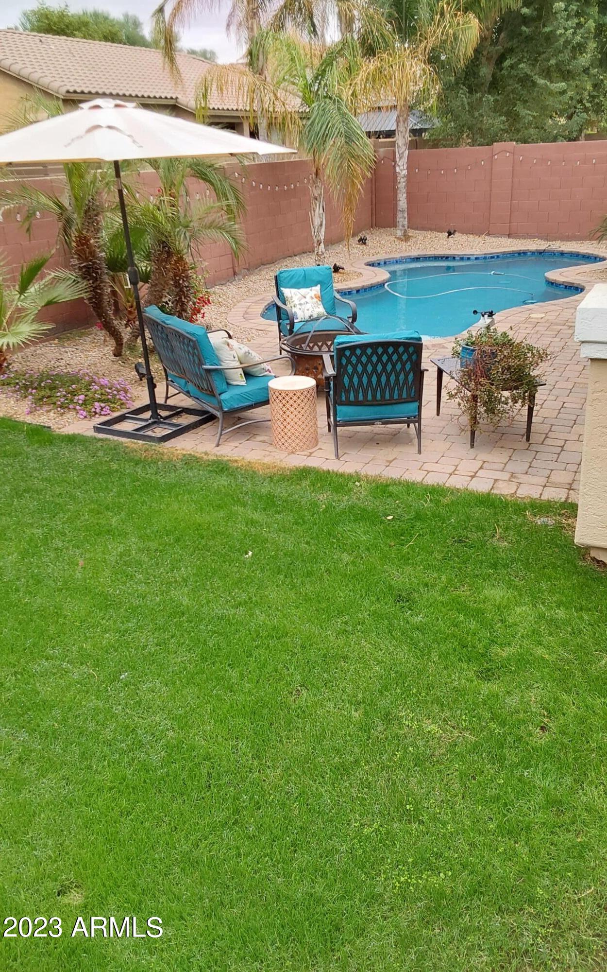 19814 E CARRIAGE Way