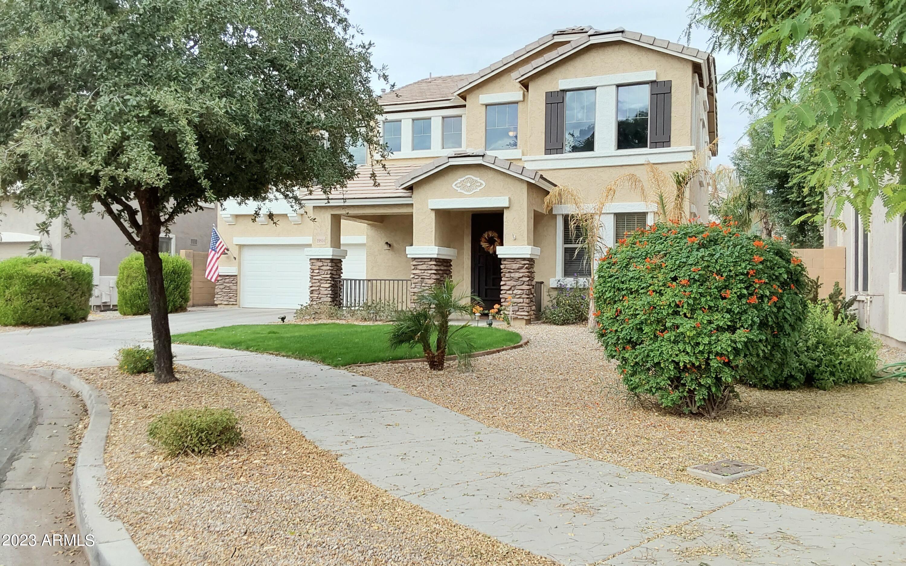 19814 E CARRIAGE Way