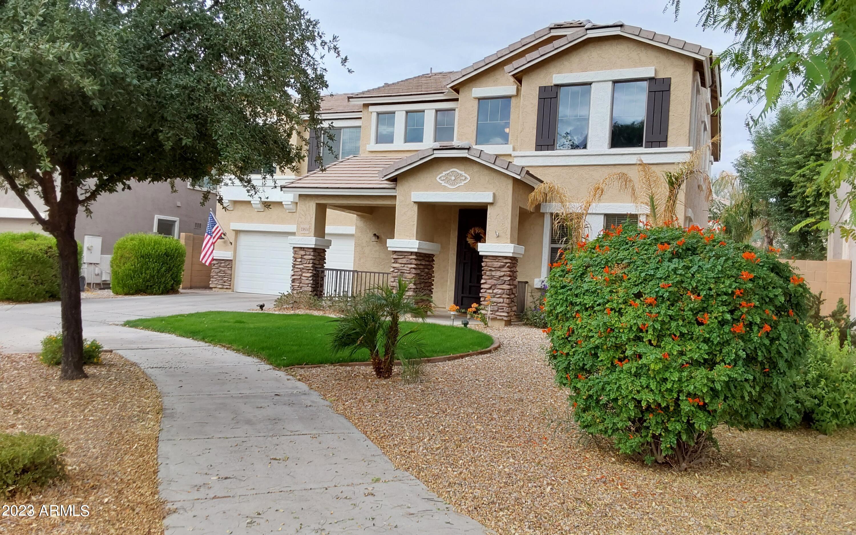 19814 E CARRIAGE Way