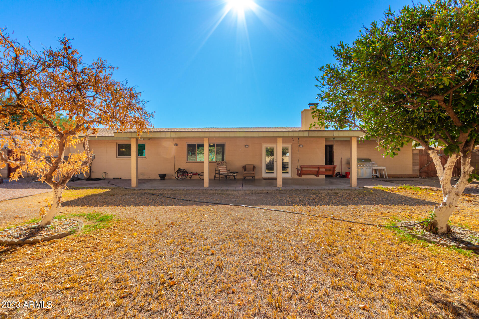 1640 E GRANDVIEW Street